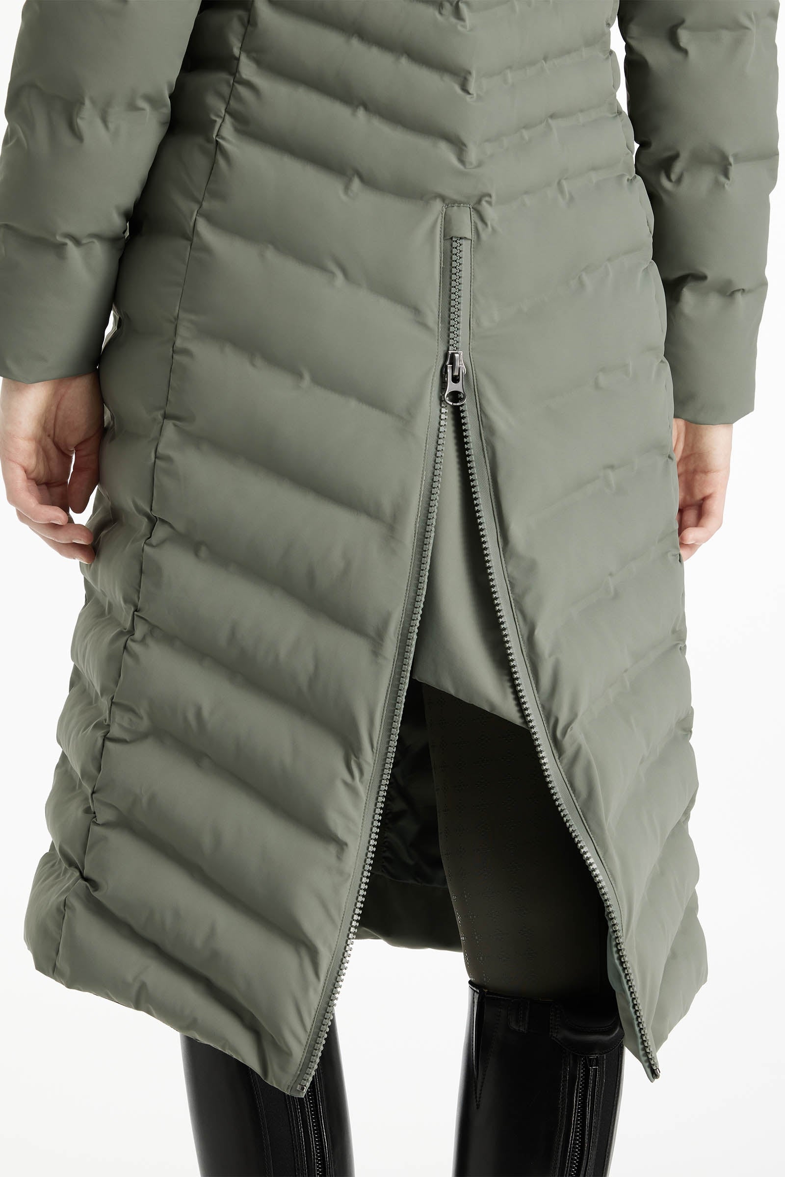 LeMieux Hayley Women´s Waterresistant Longline Puffer Coat Women’s Riding Clothing