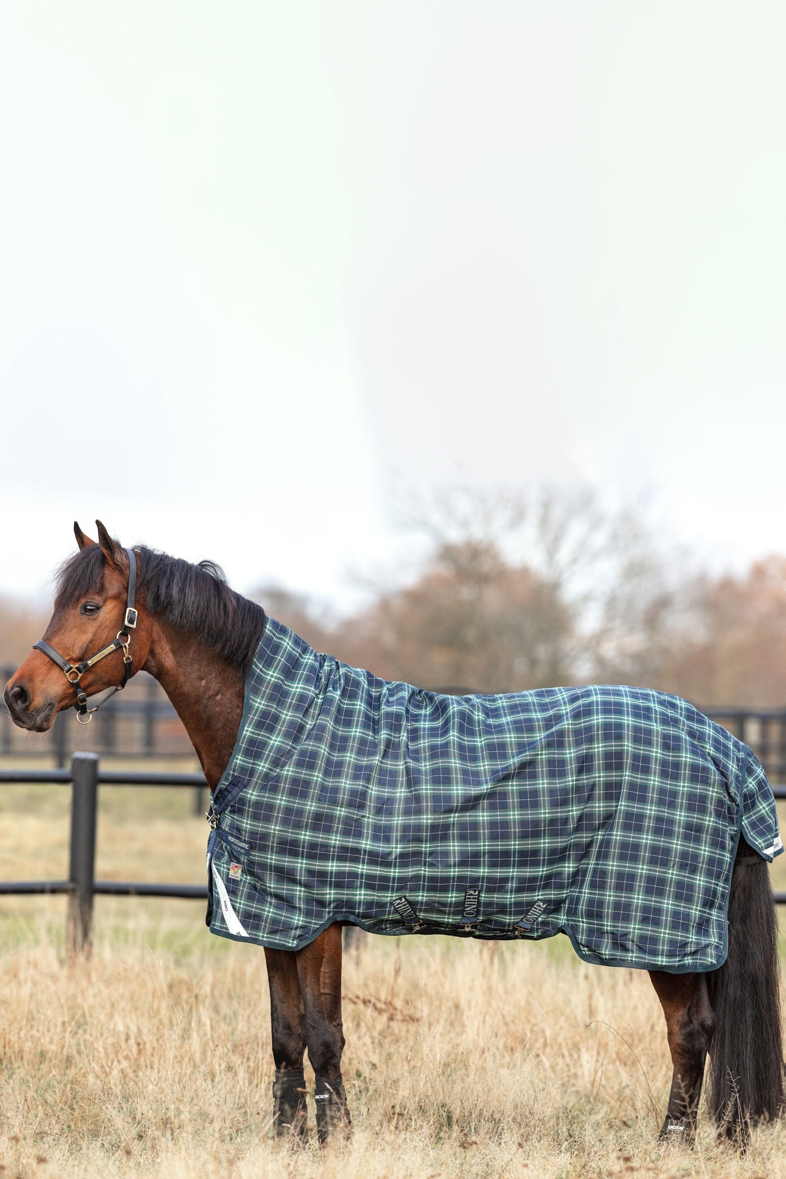 Horseware Rhino Wug Vari-Layer Kültéri takaró magas nyakkal, 250g Lótakarók