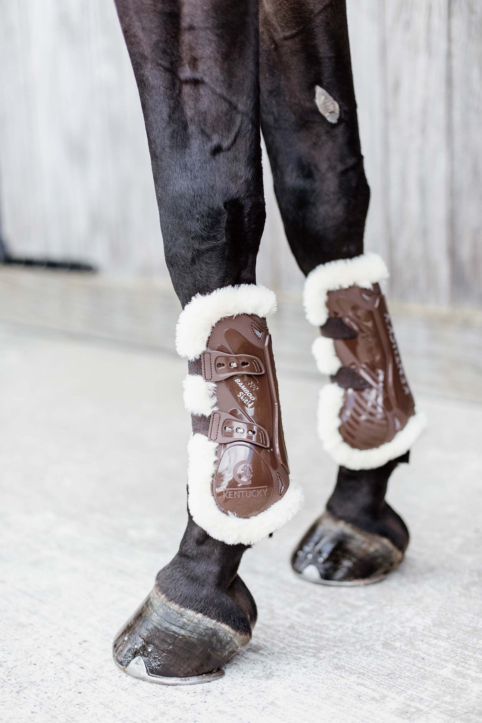 Kentucky Horsewear Vegan Sheepskin Bamboo Elastic Tendon Boots Leg Protection & Hoof Protection for Horses