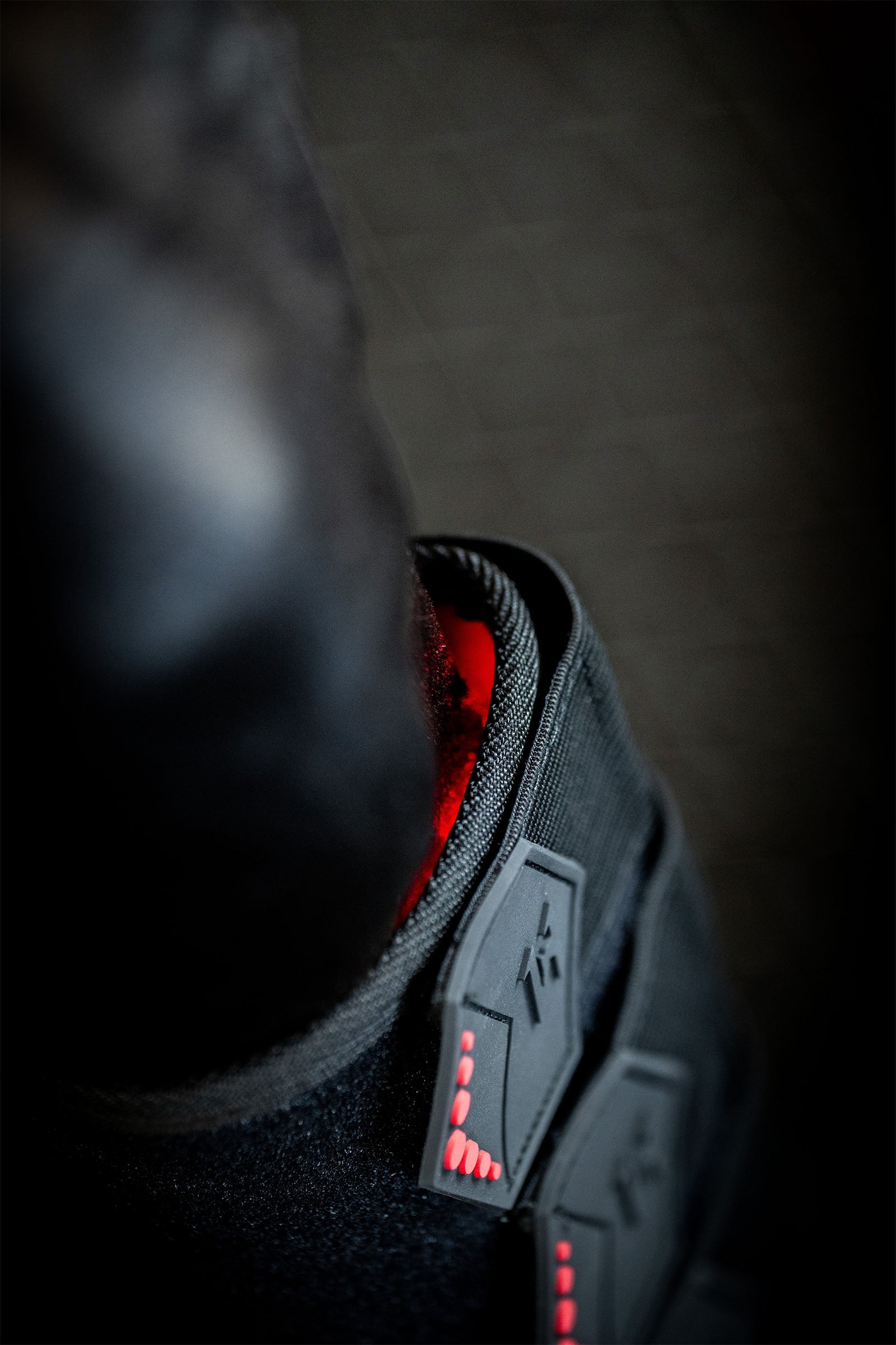 Horseware LED Red Light Therapy Leg Wrap (1 pc.) Leg Protection & Hoof Protection for Horses