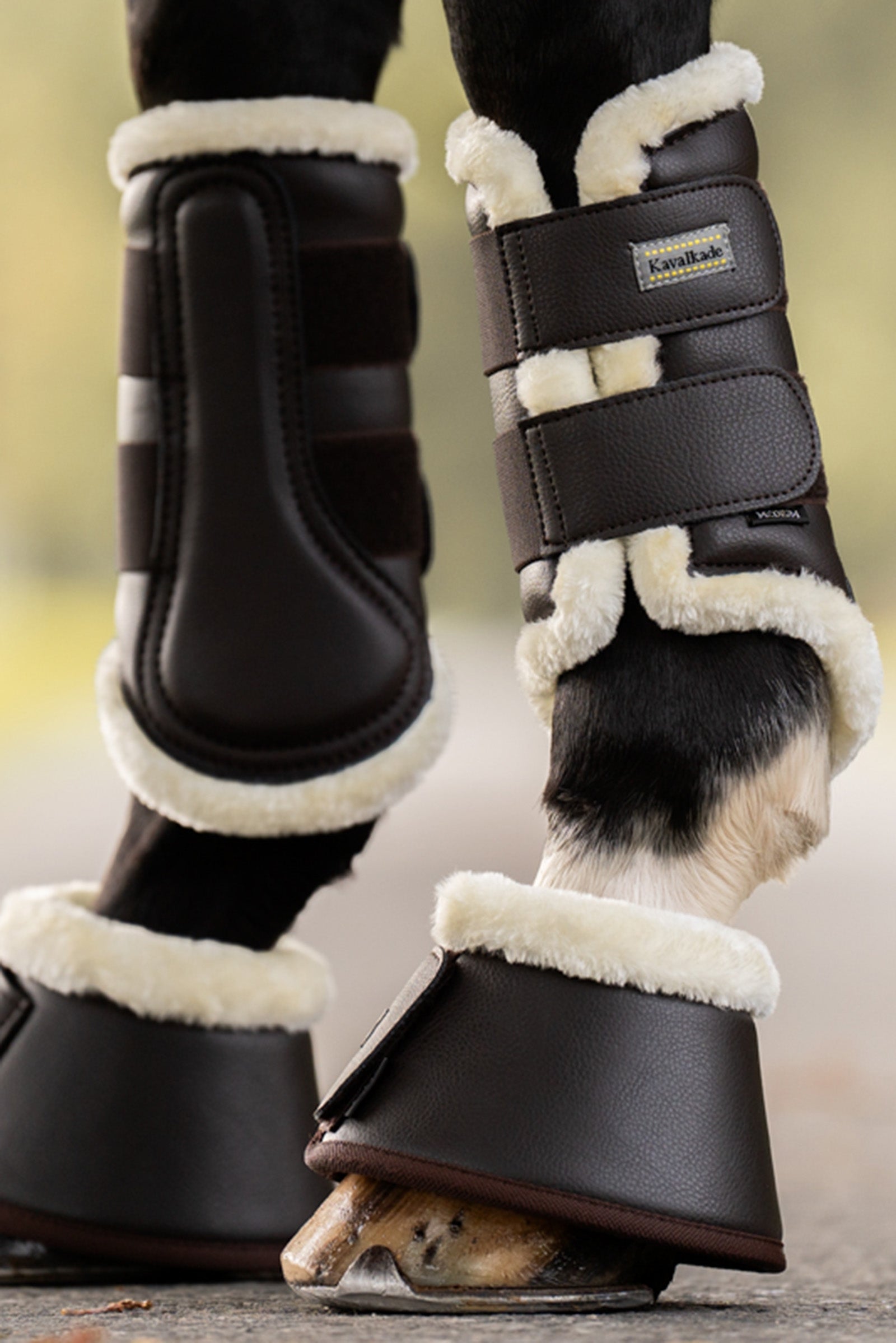 Kavalkade Over Reach Boots With Faux Fur (1 Pair) Leg Protection & Hoof Protection for Horses