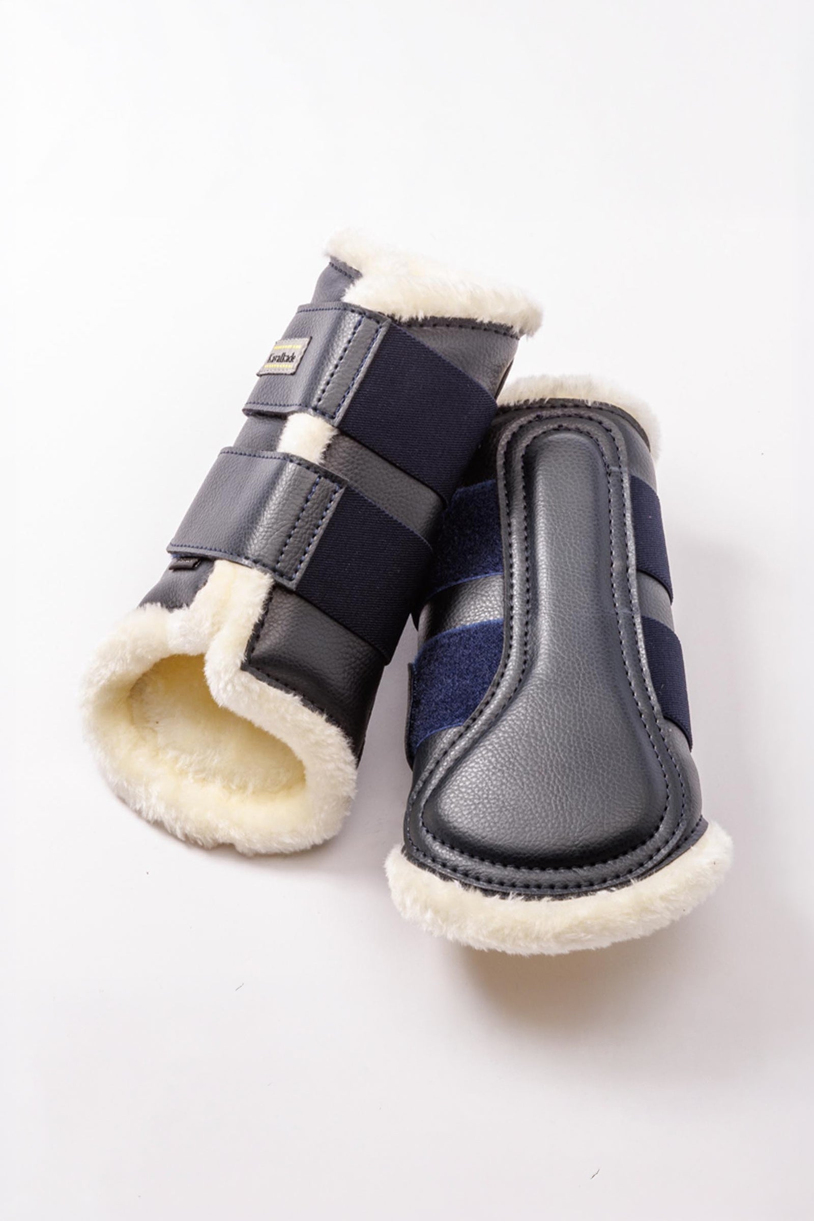 Kavalkade Anatomic műbőr lábvédők műszőrmével Leg Protection & Hoof Protection for Horses