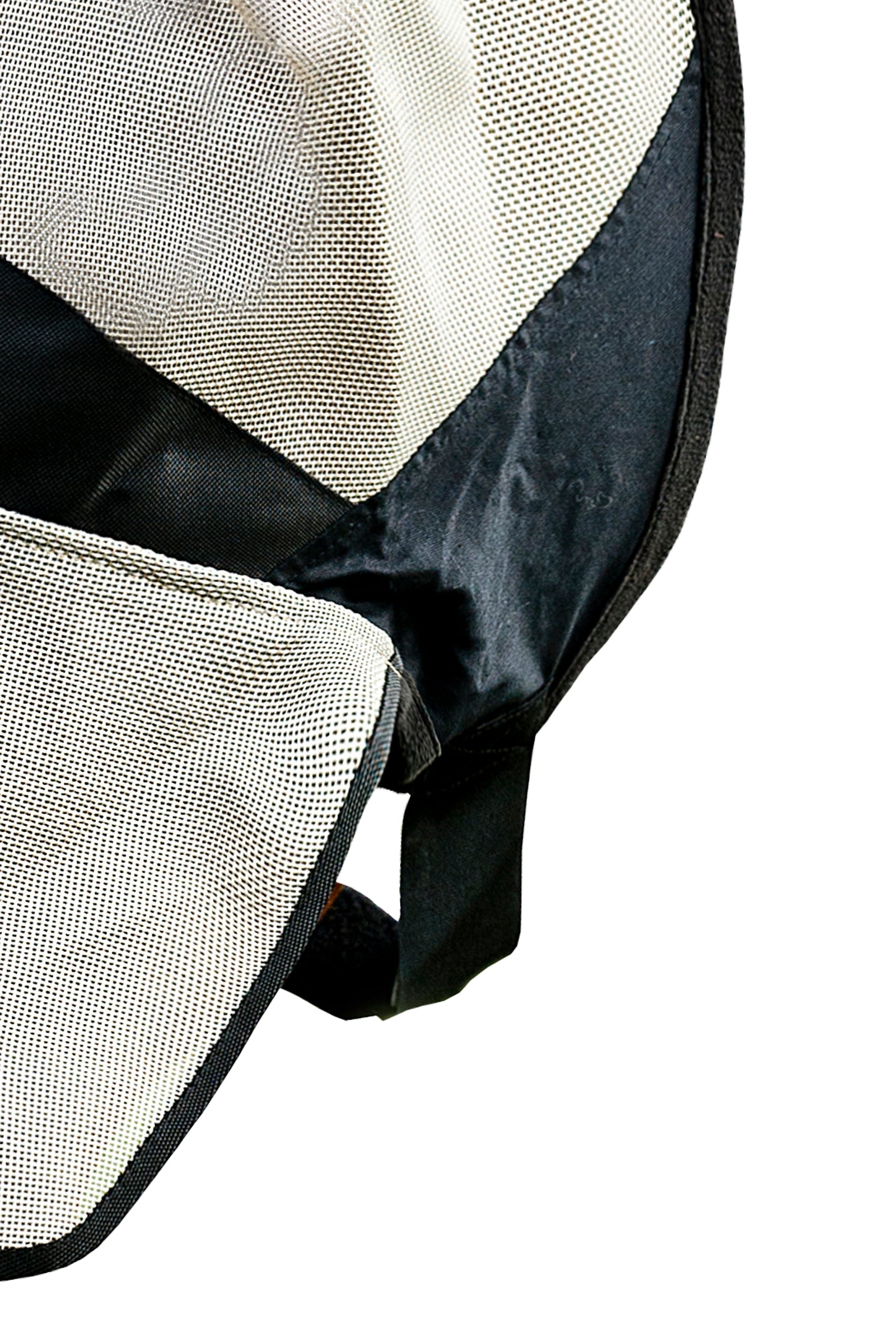 Pack shot 2