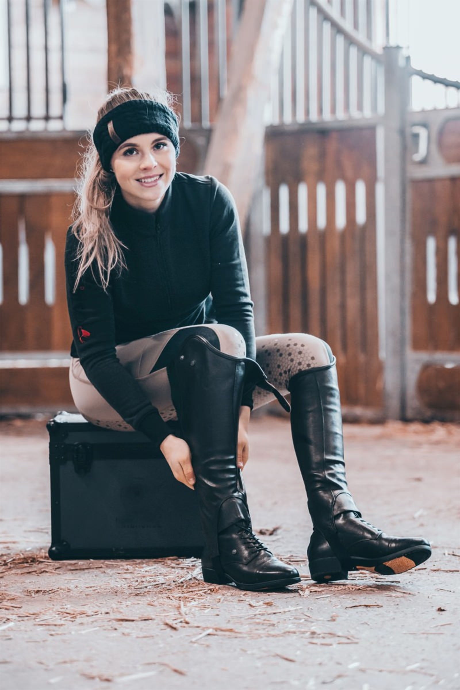 Lifestyle shot 1