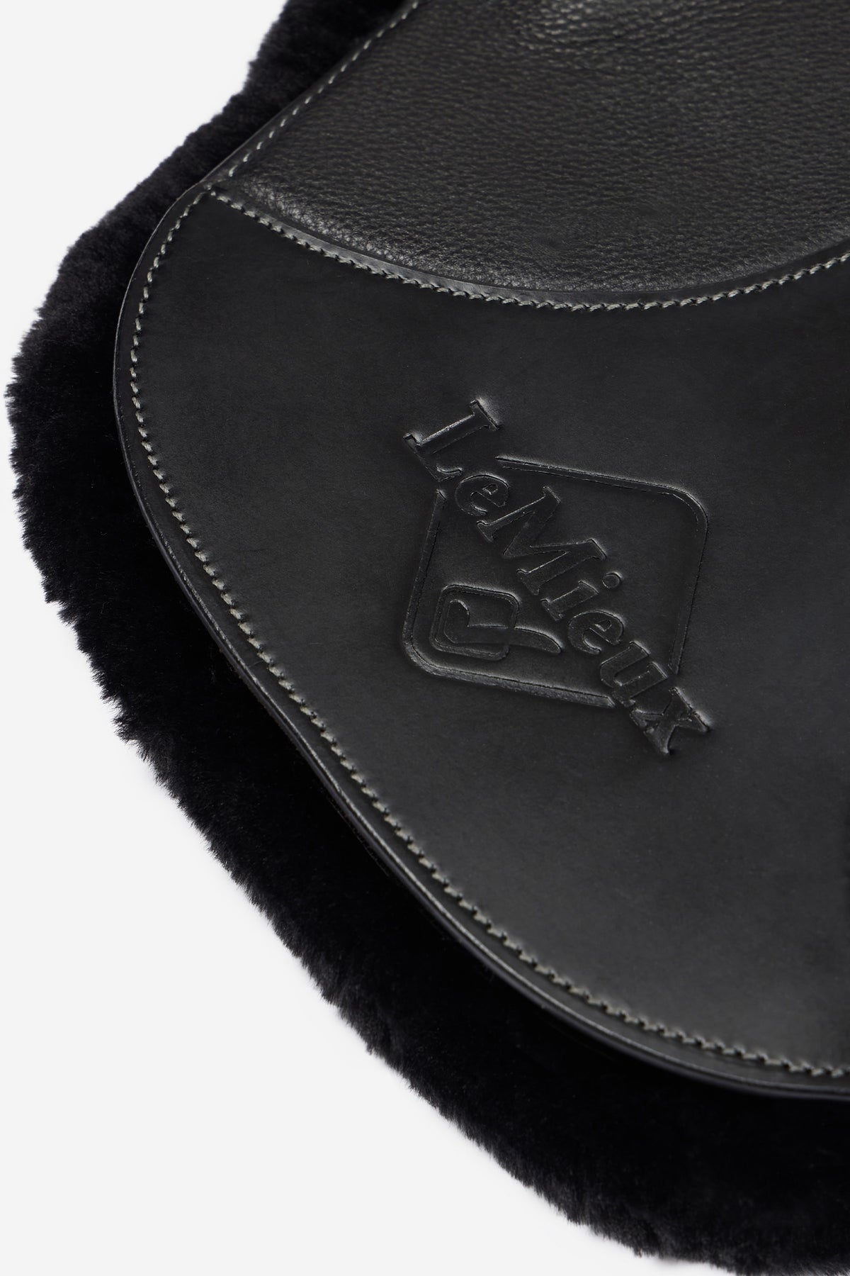 LeMieux Arika Simuwool Contoured Short Stud Girth Saddles, Girths & Stirrups