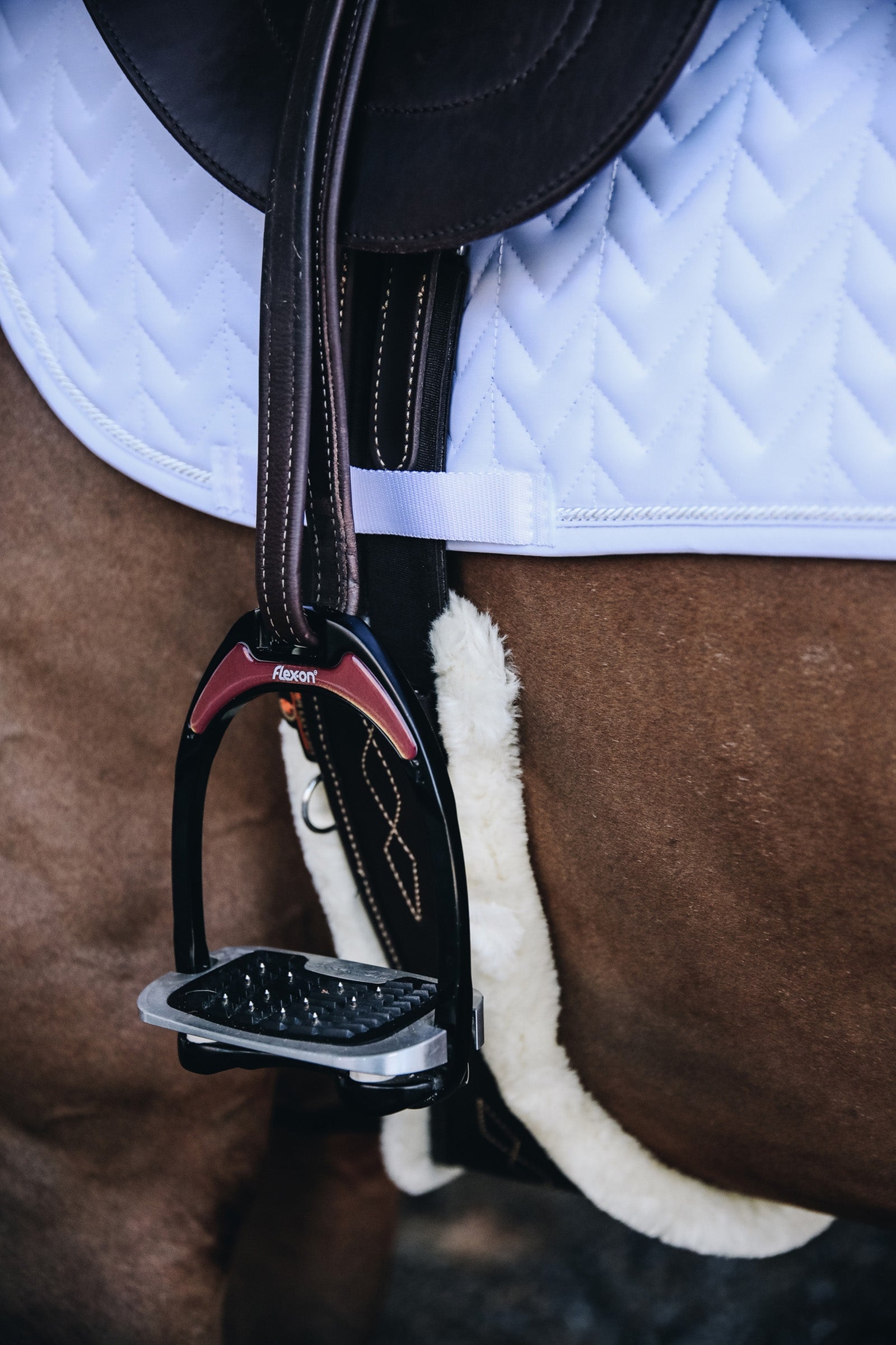 Kentucky Horsewear Saddle Pad halcsont díjugratás Nyeregalátétek