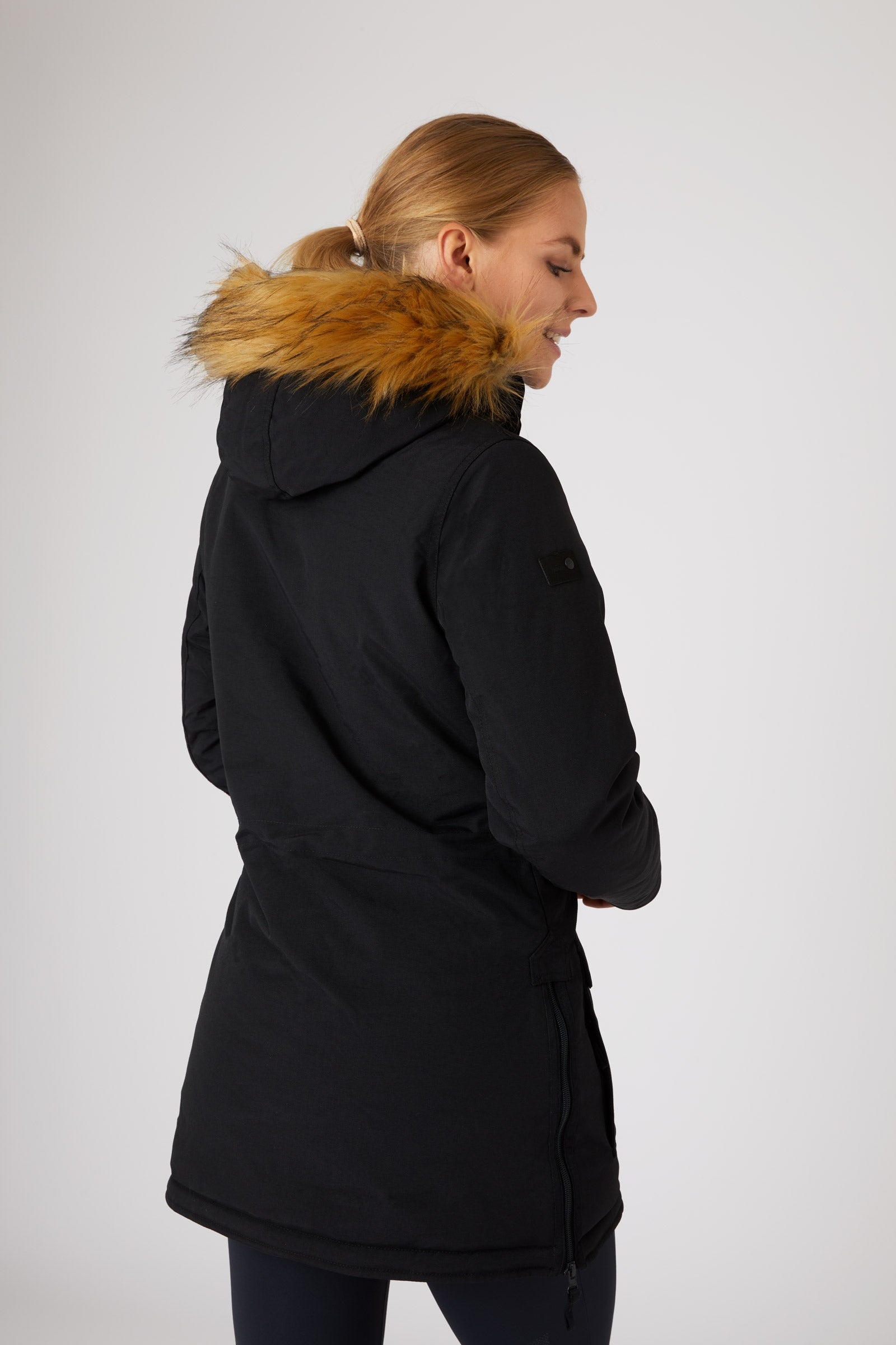 Model shot 3
