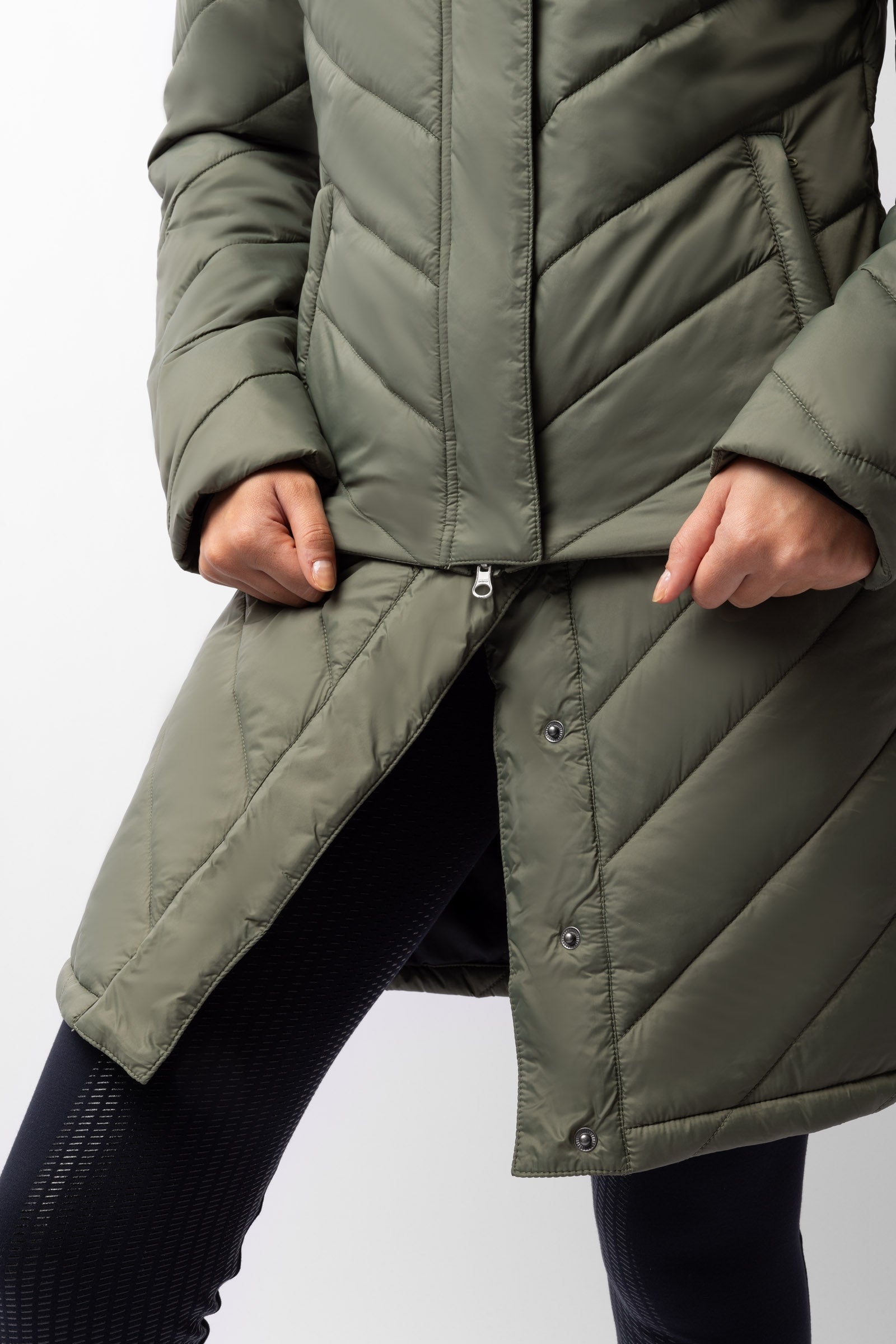 Horze Aurora Padded Parka Riding Riding Jacket with Removable Skirt Women’s Riding Clothing