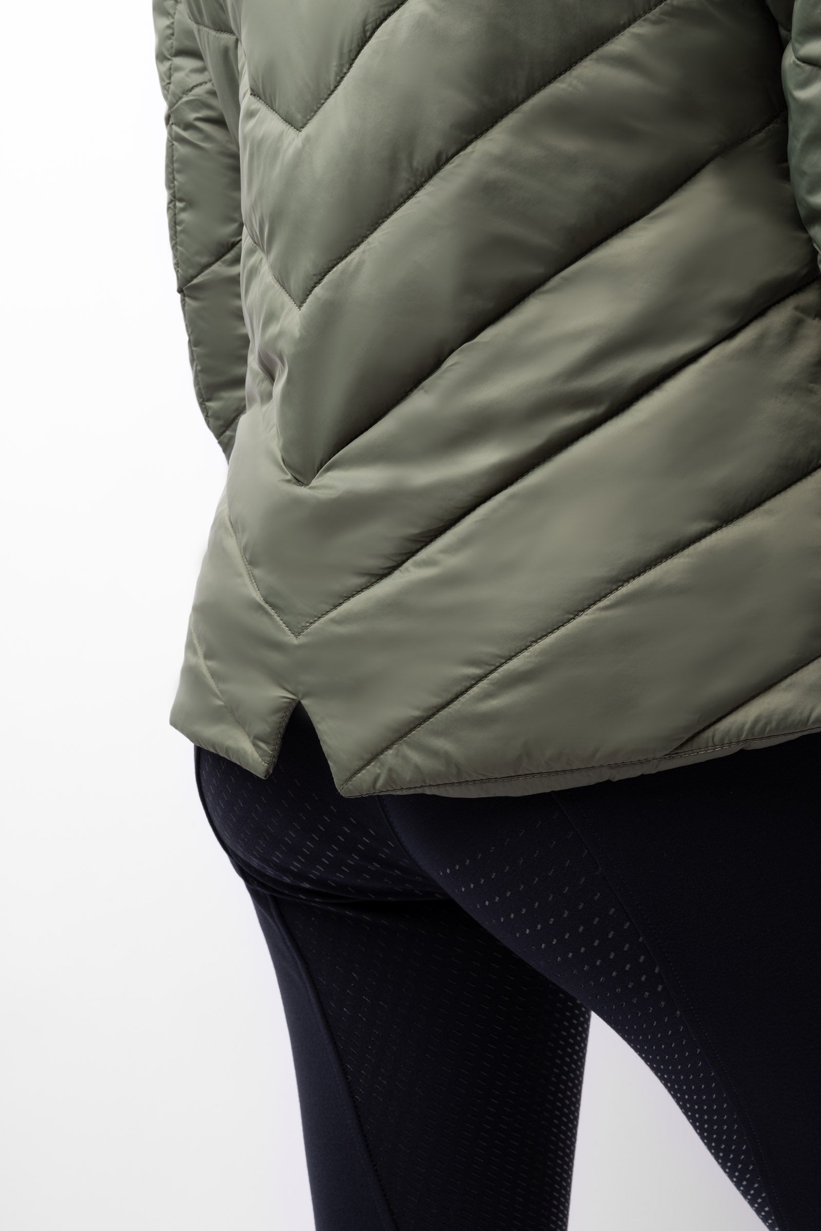 Horze Aurora Padded Parka Riding Riding Jacket with Removable Skirt Women’s Riding Clothing