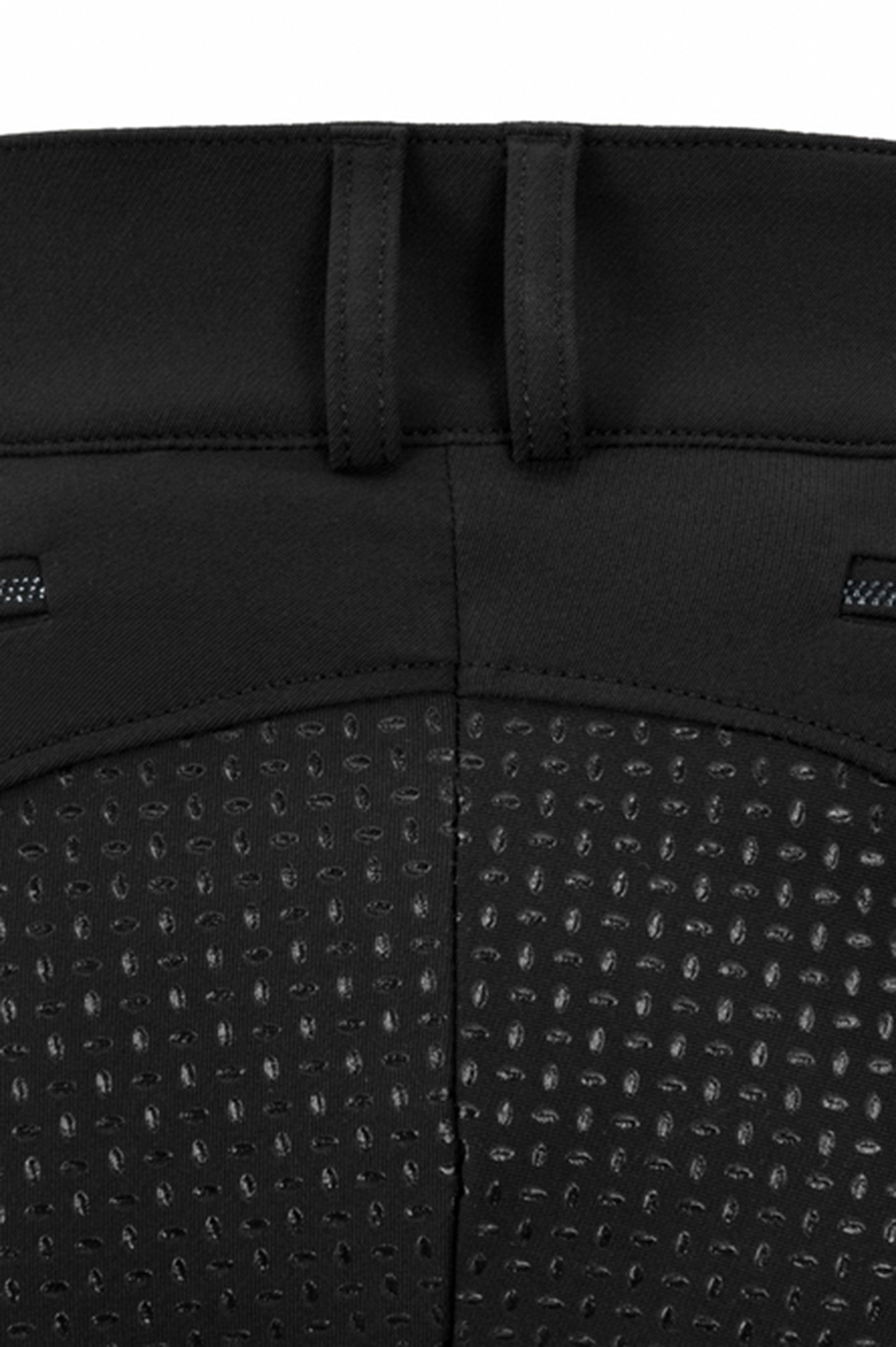 Pack shot 4