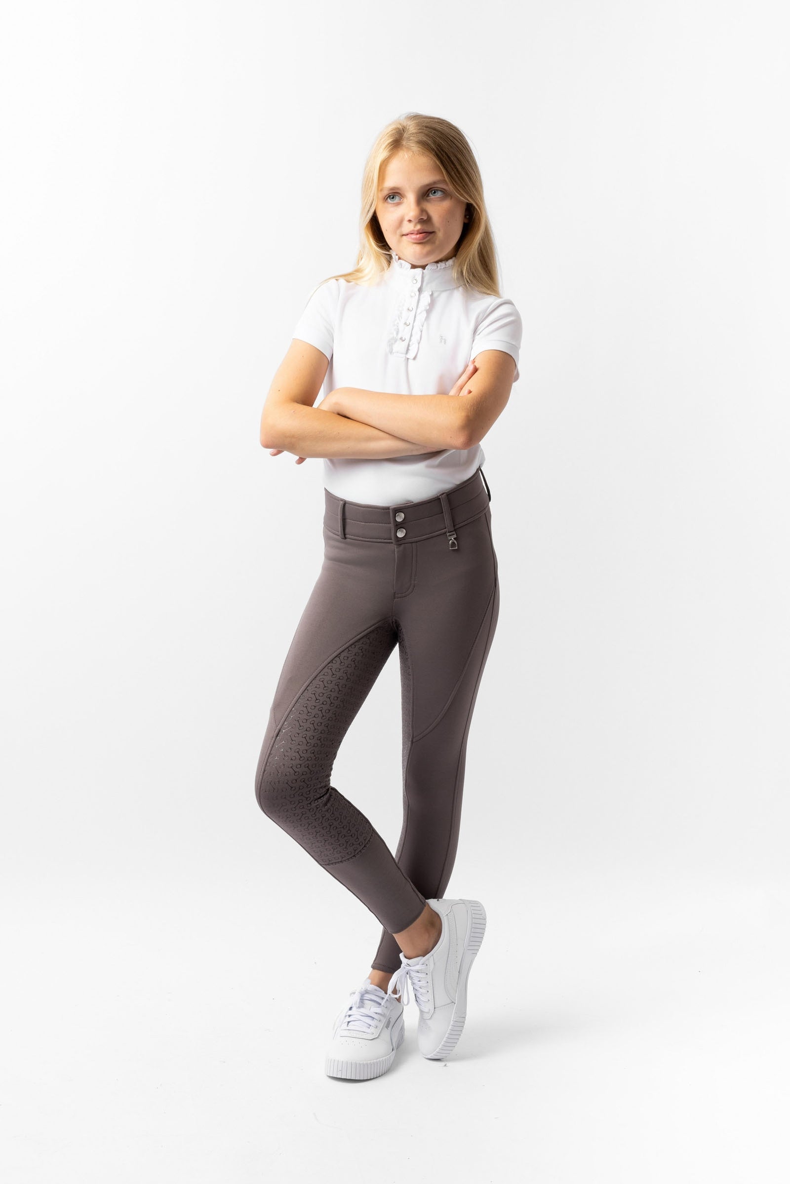 Model shot 2