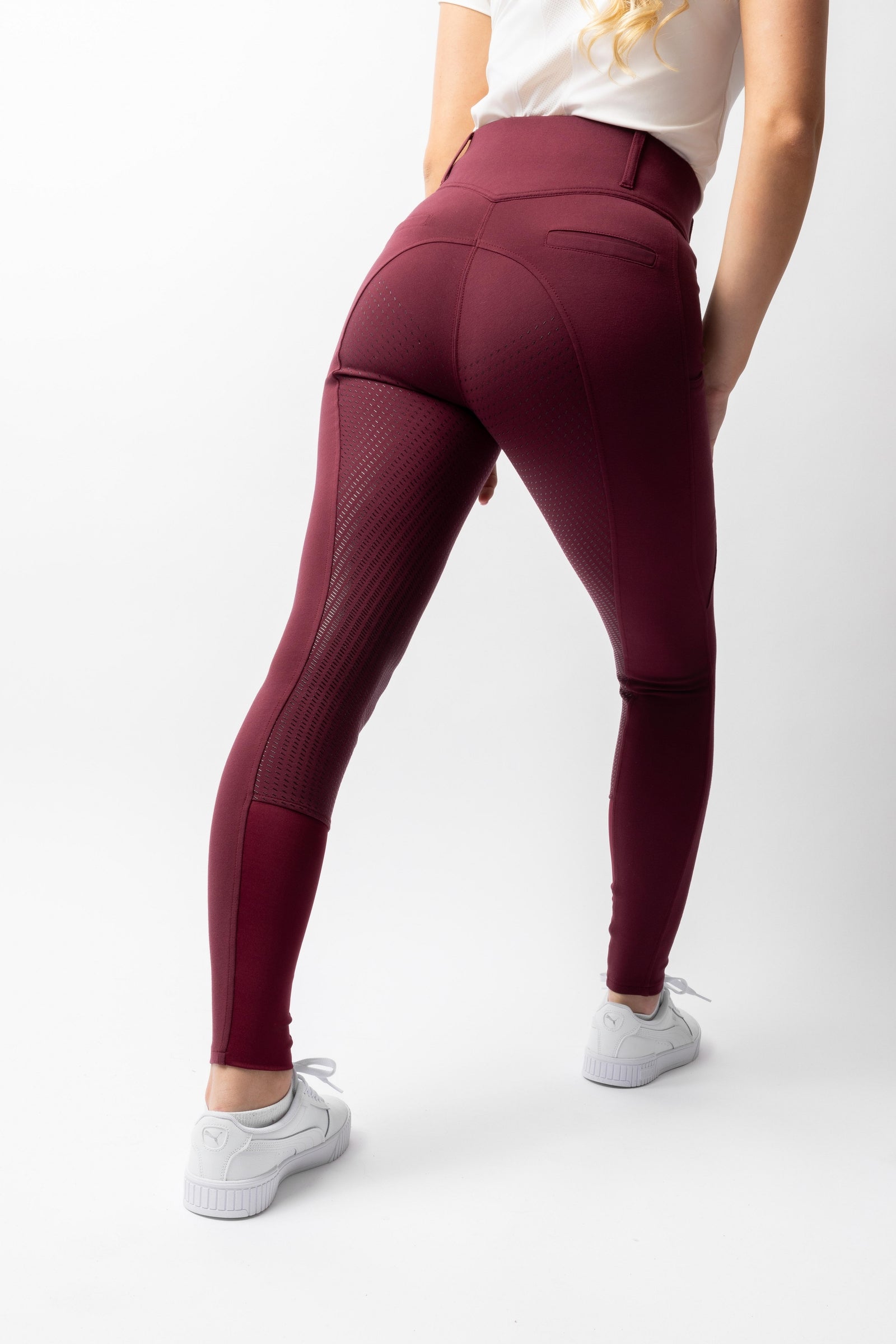 Model shot 3