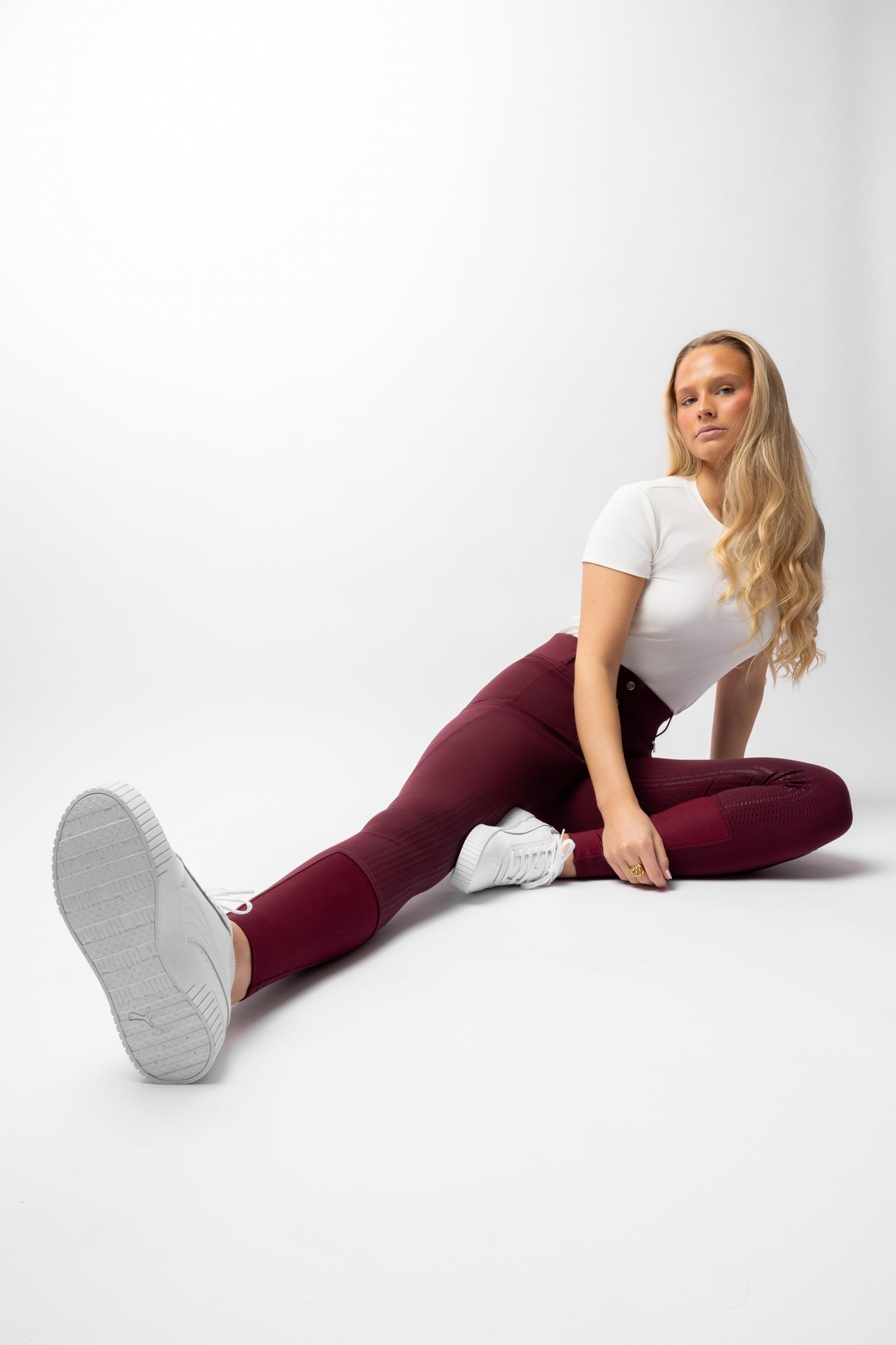 Model shot 4