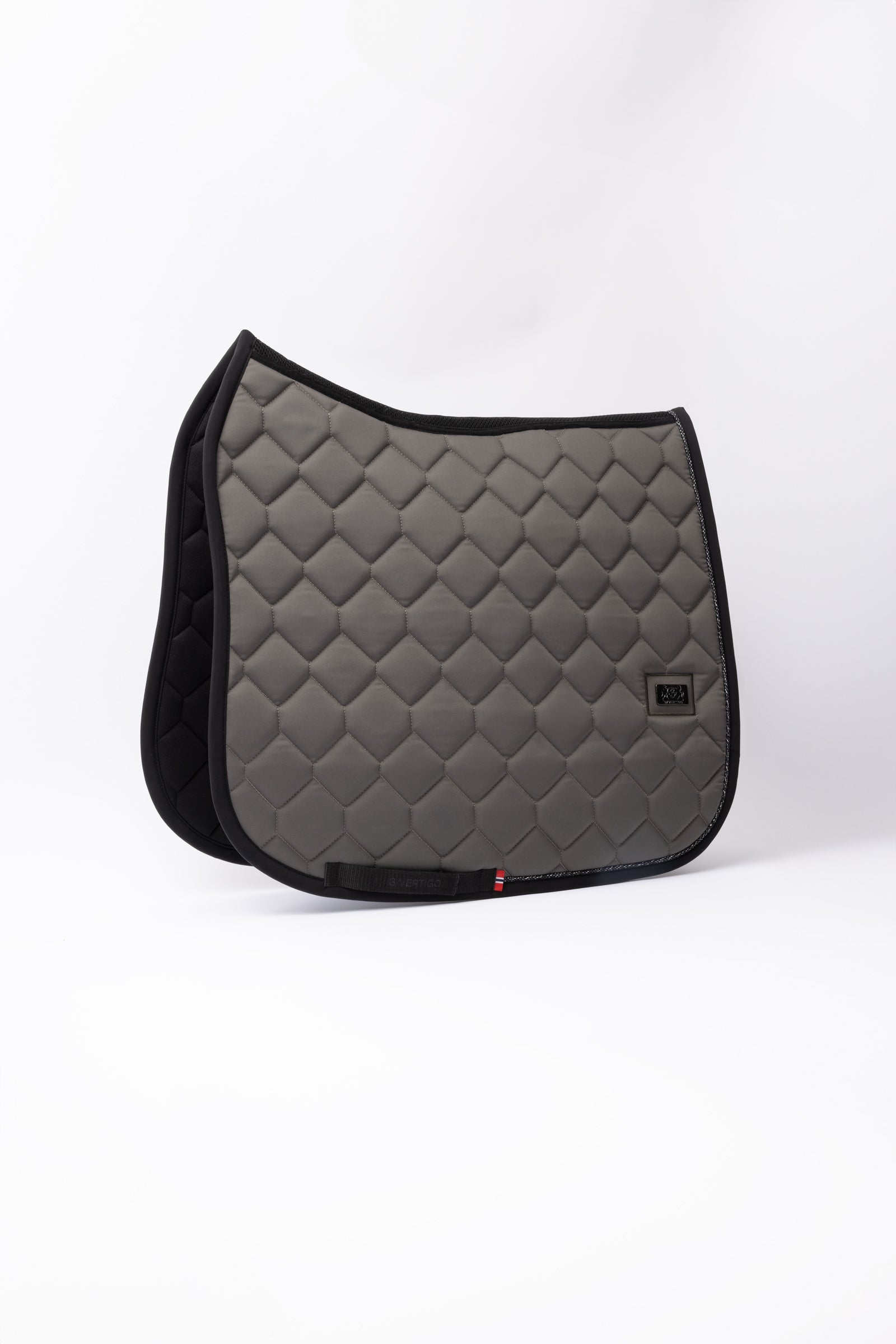 B Vertigo Onyx Díjlovas nyeregalátét Nyeregalátétek