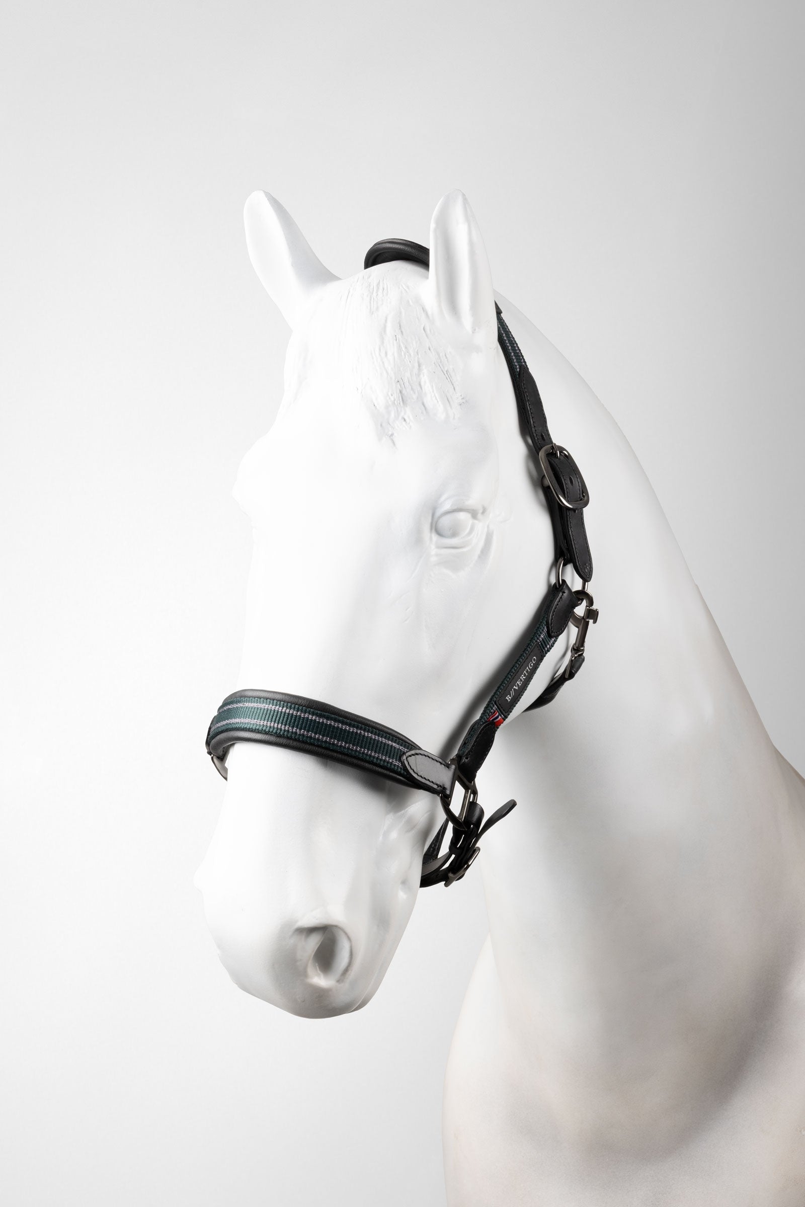 B Vertigo Lennox bőr kötőfék Kötofékek & Vezetoszárak