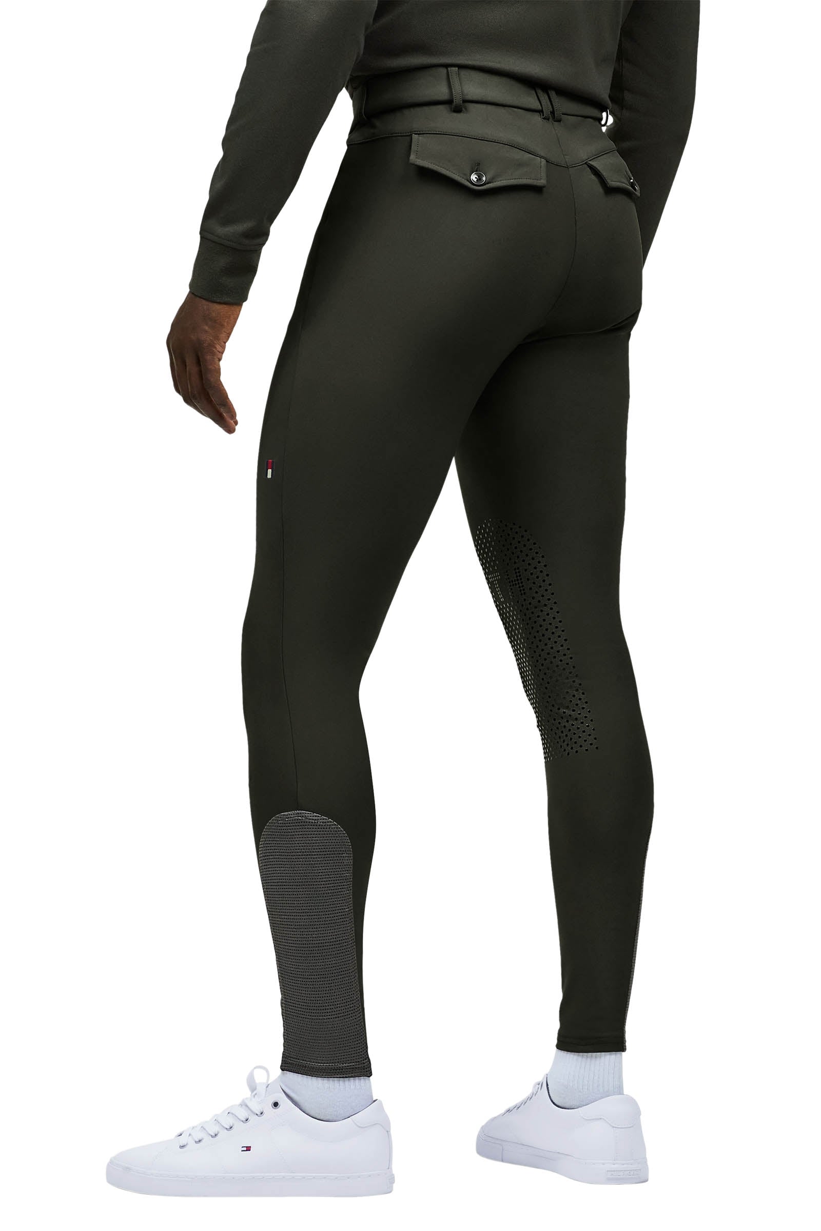 Model shot 1