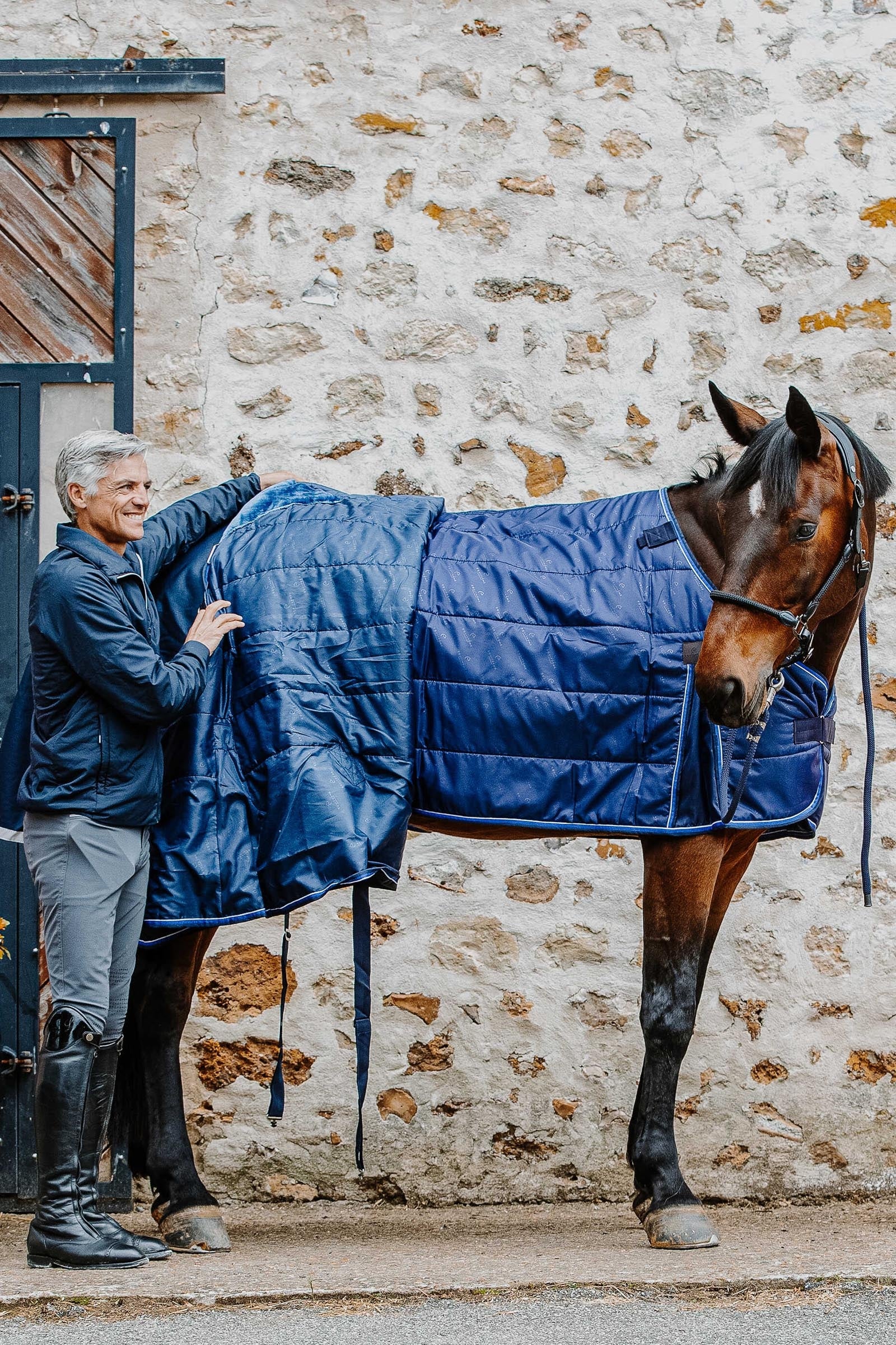 EQUITHÈME Classic Under Rug, 200 g Horse Rugs