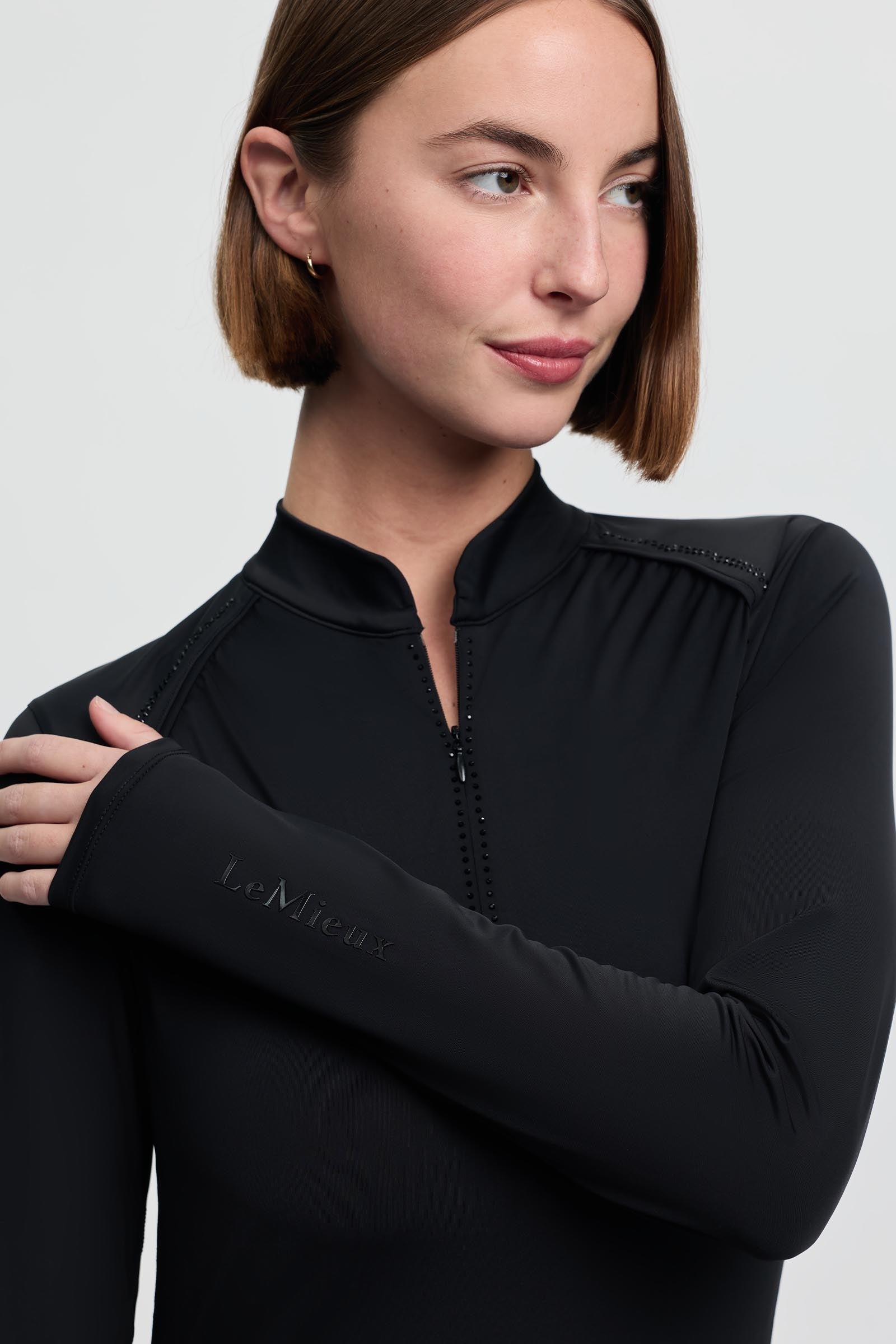 Model shot 3