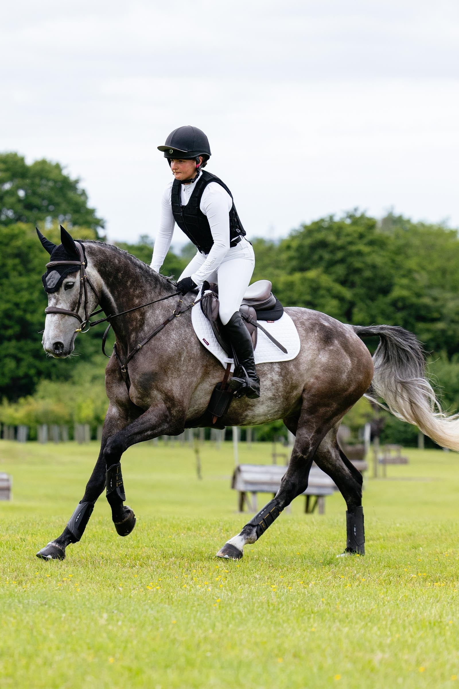 LeMieux Lemieux Suede Close Contact Square Saddle Pad Saddle Pads