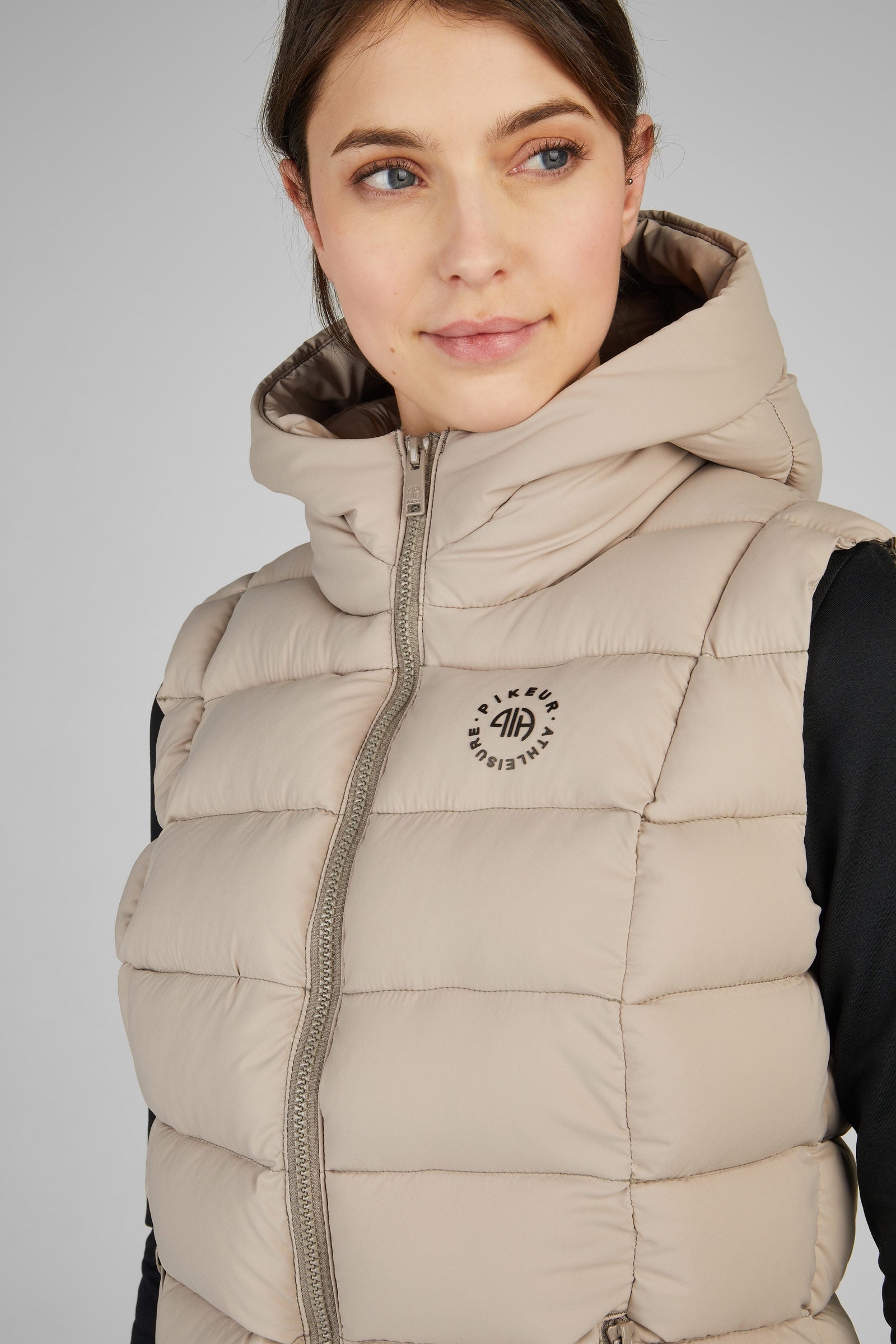 Pikeur Athleisure Quilt-Vest Noi Ruházat