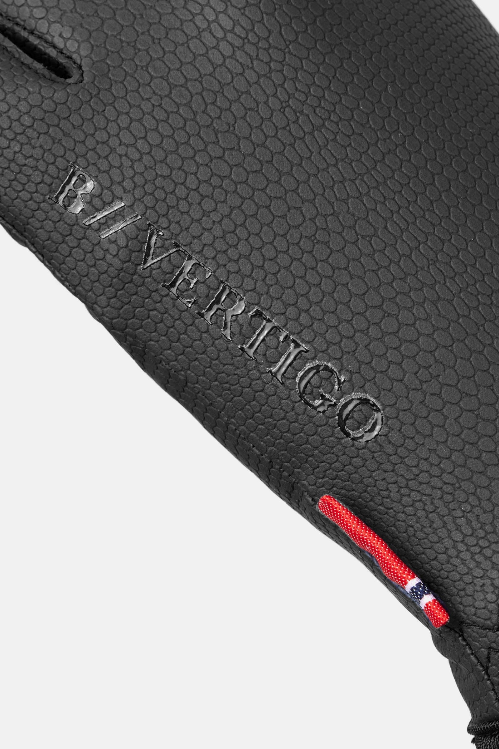 Pack shot 7