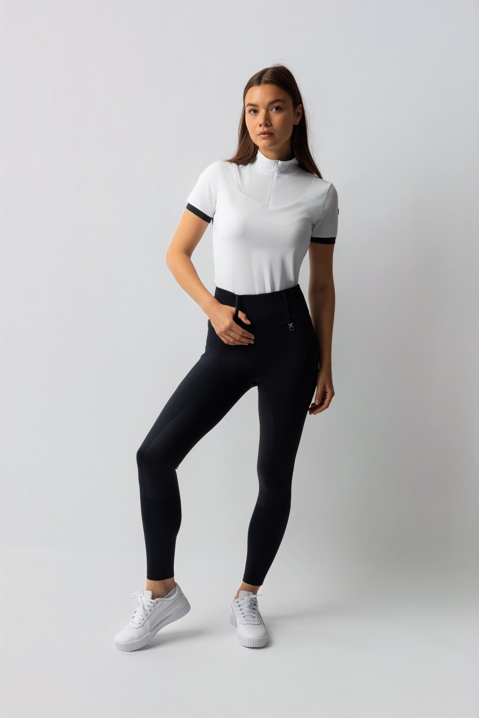 Model shot 2