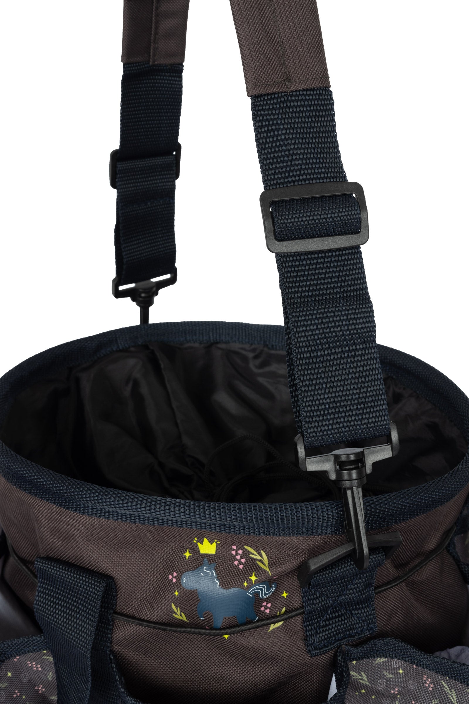 Pack shot 4