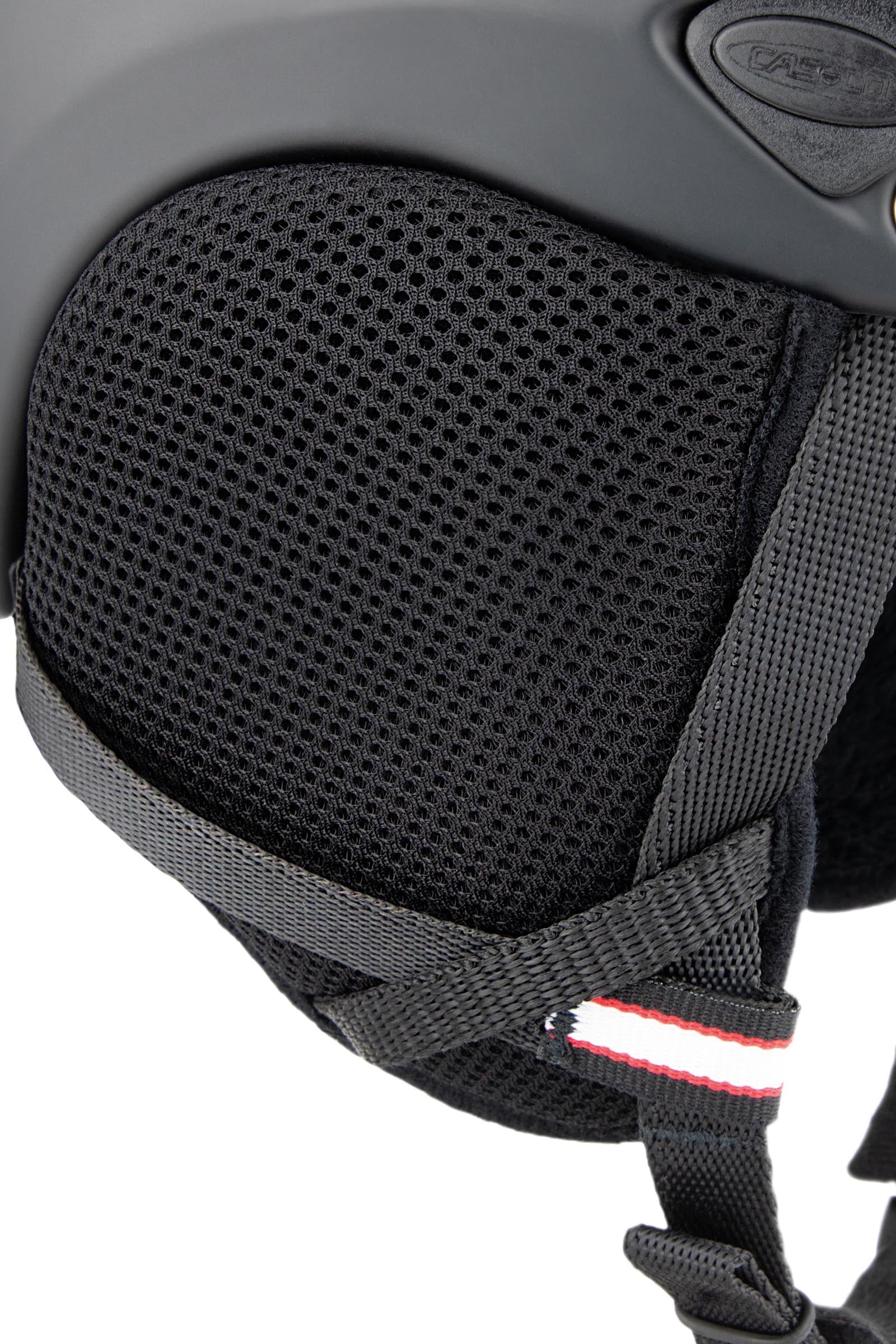 Pack shot 2