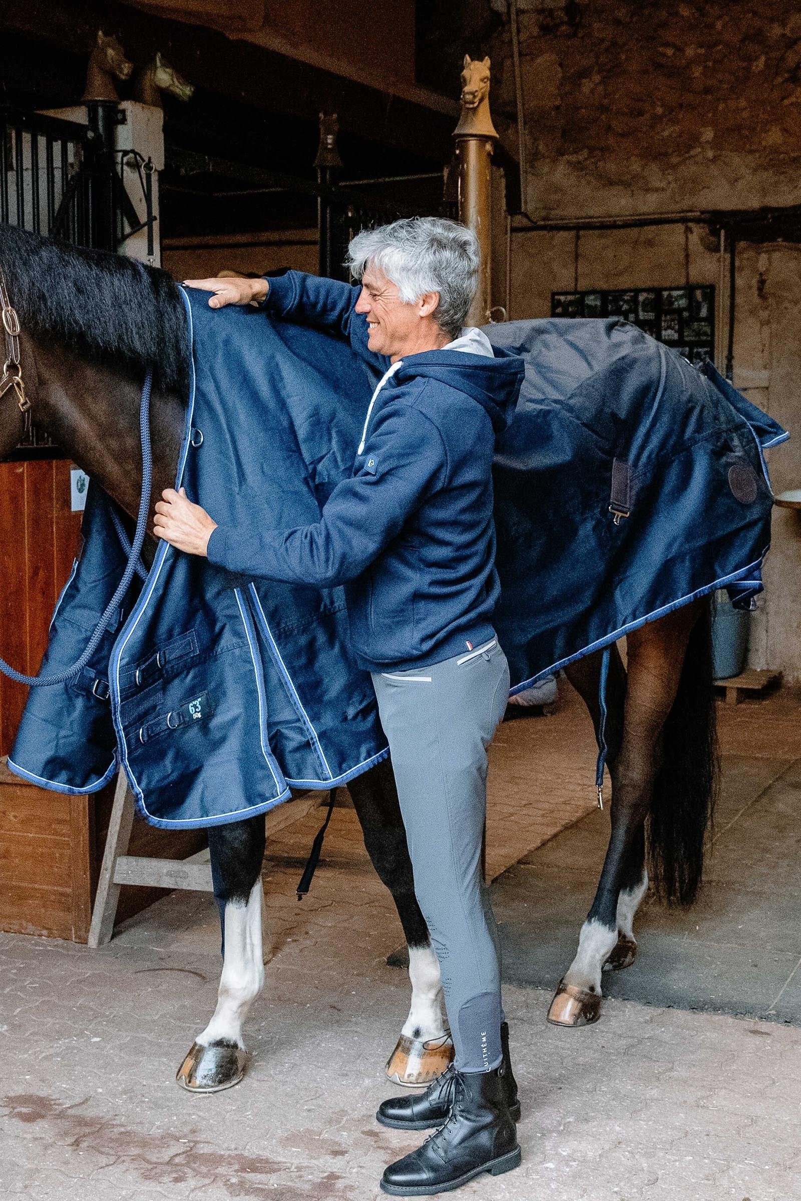 EQUITHÈME Classic 1200D Turnout Rug, 50 g Horse Rugs