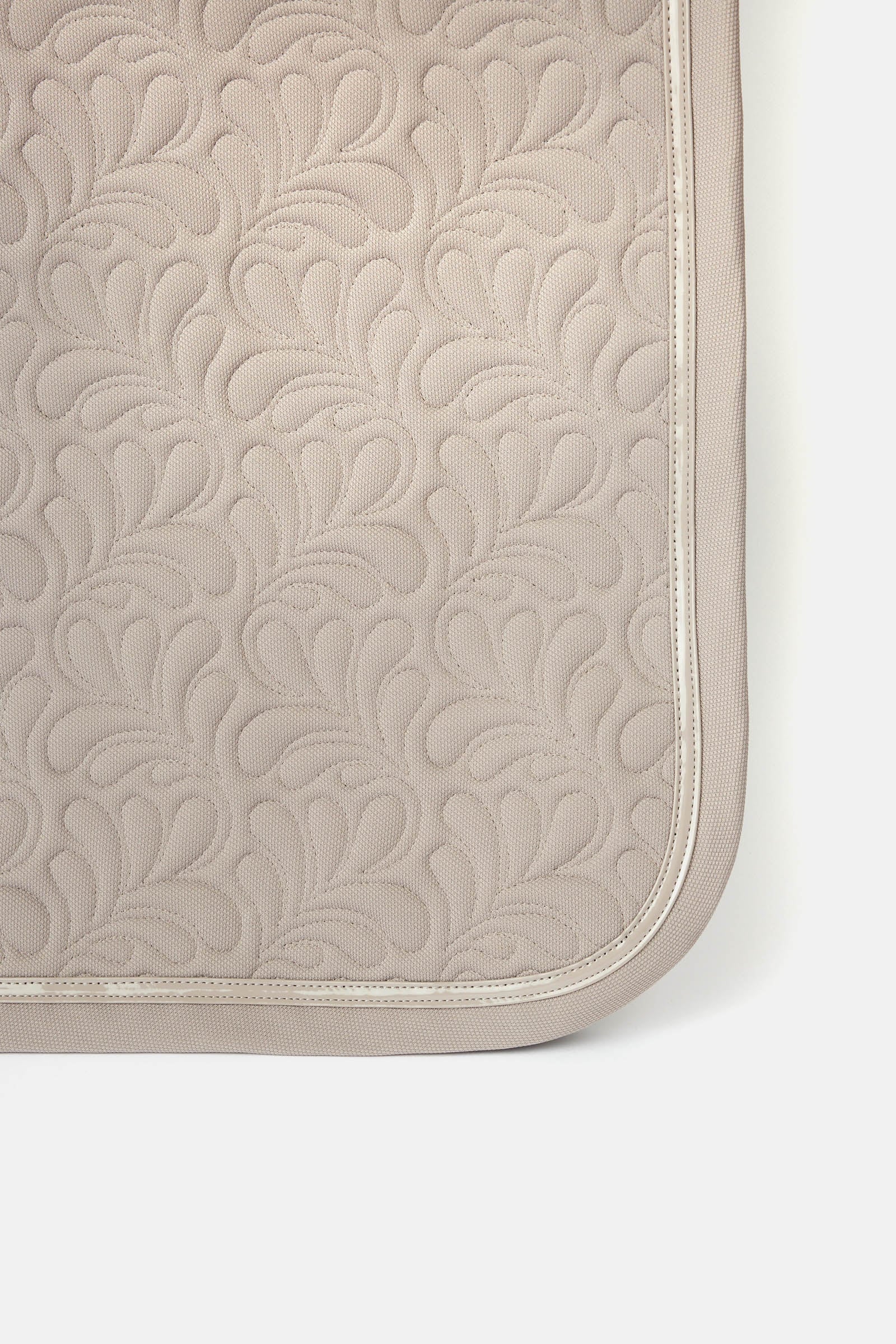 Horze Free Form Dressage Saddle Pad Saddle Pads