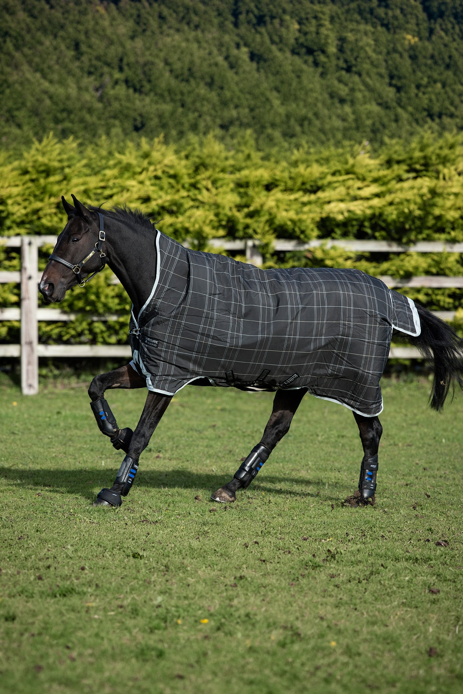 Horseware Rhino Wug Turnout Heavy Vari-Layer, 450g Horse Rugs