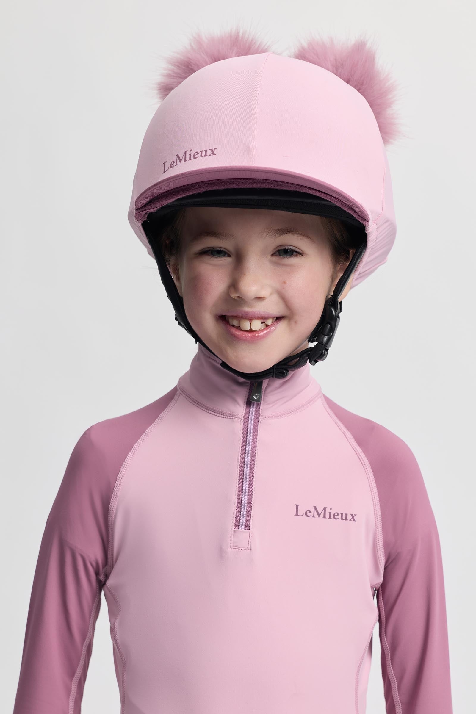 LeMieux Mini dupla pompon sisakhuzat Gyermek Ruházat