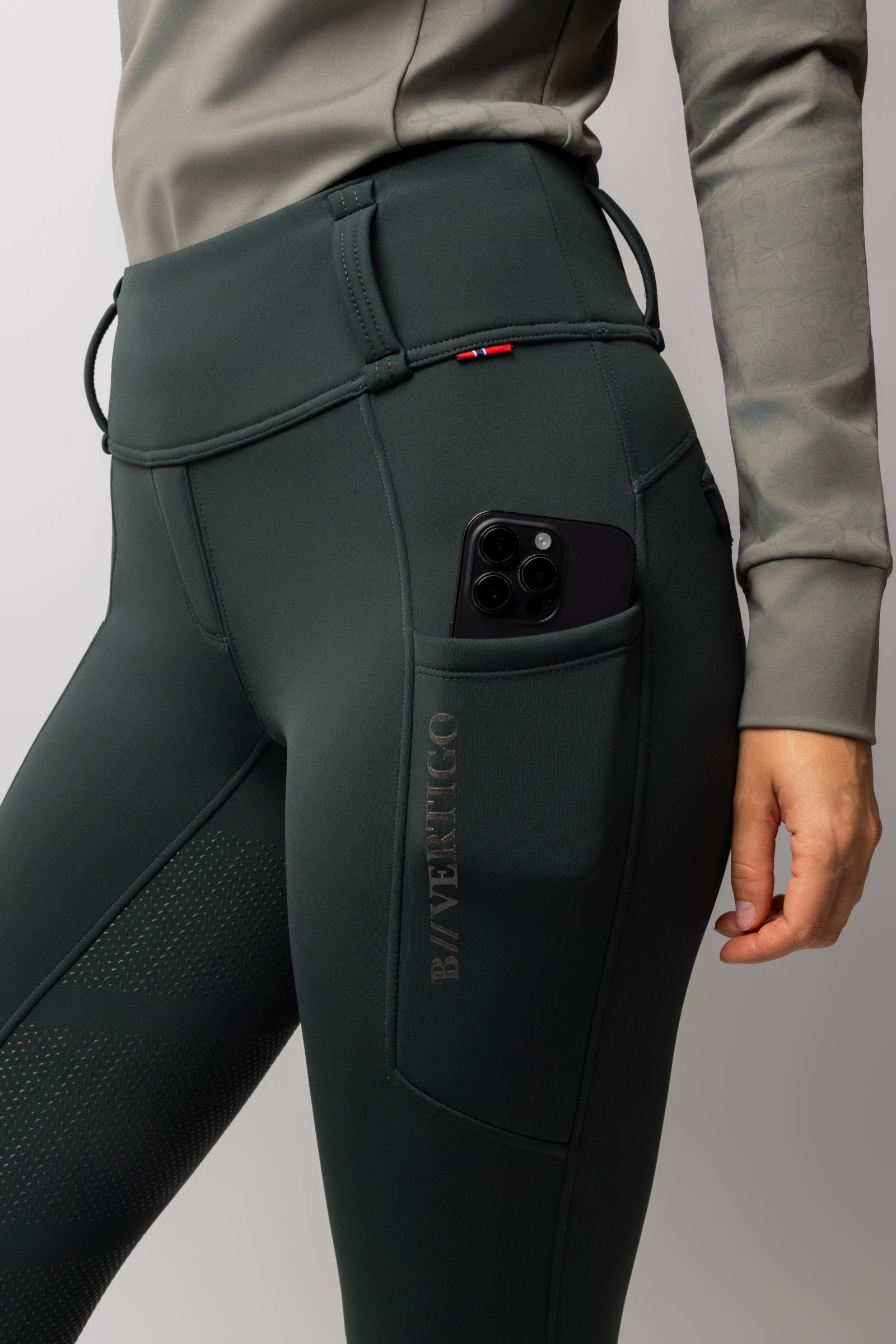B Vertigo Chiara Women's Compression Thermo Fullgrip Breeches Womens Breeches