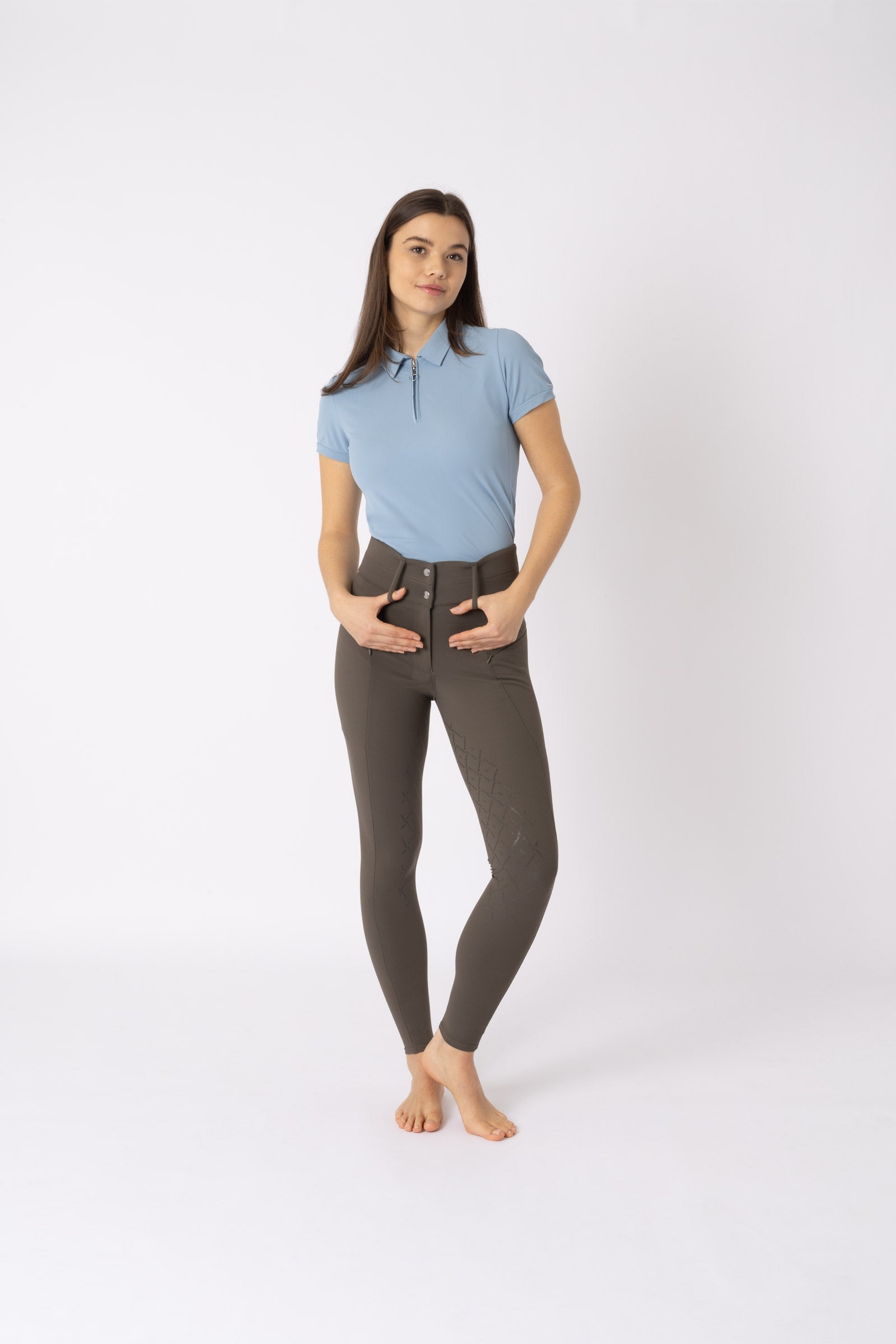 Model shot 2