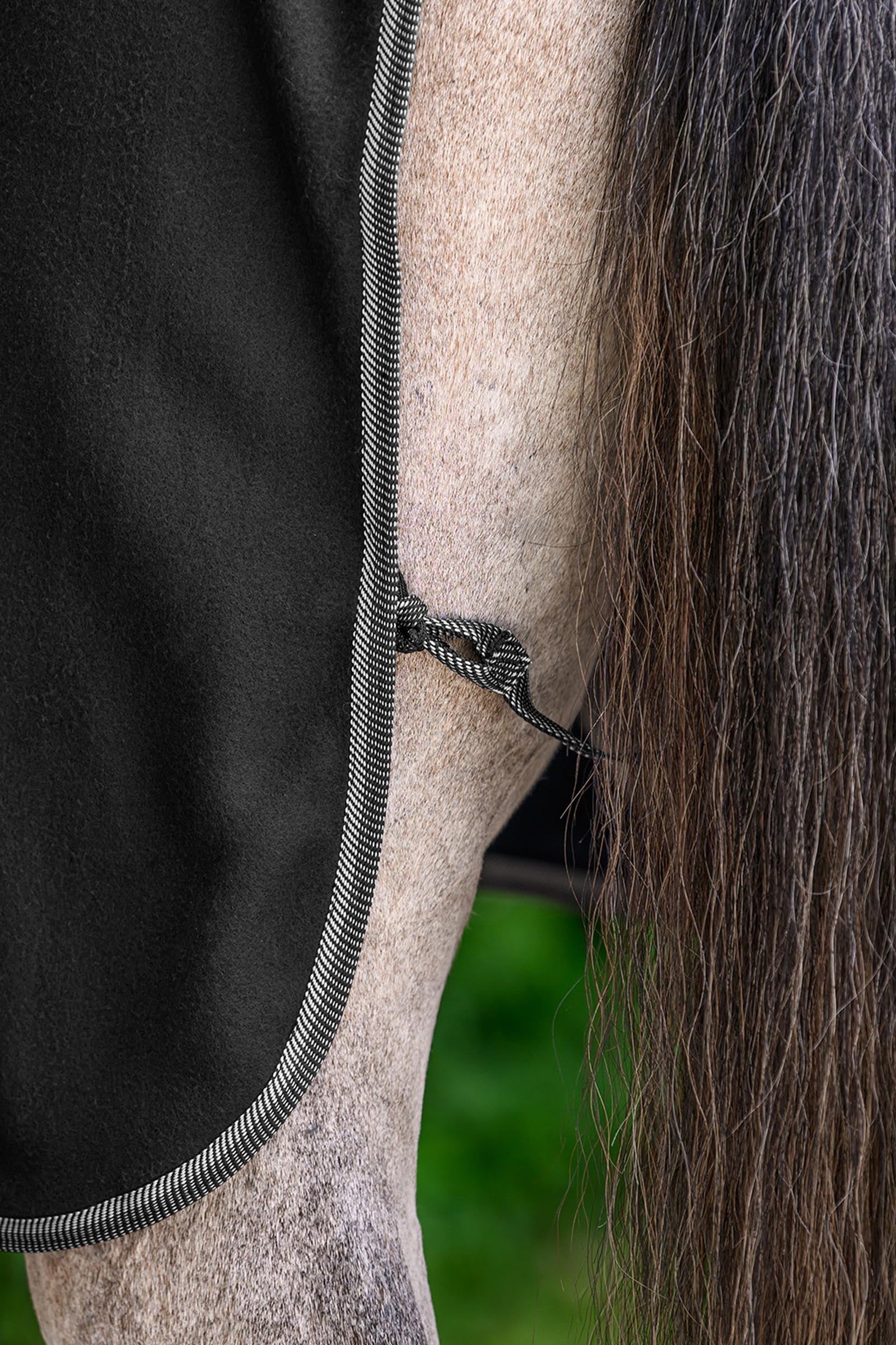 Waldhausen ECONOMIC Fleece Rug with Cross Surcingles Horse Rugs