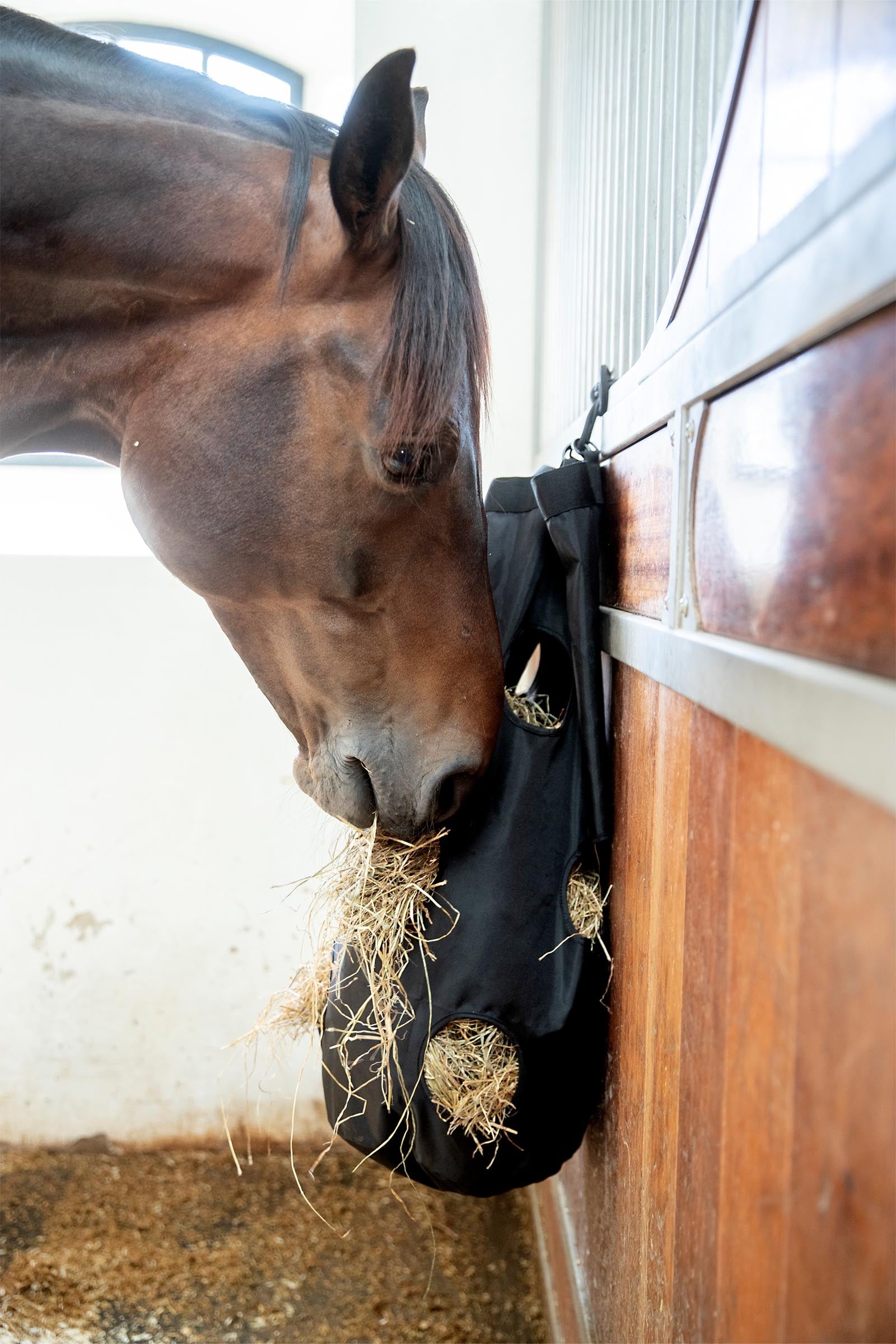 Catago CATAGO Round Hay Bag Horse Feeders & Waterers