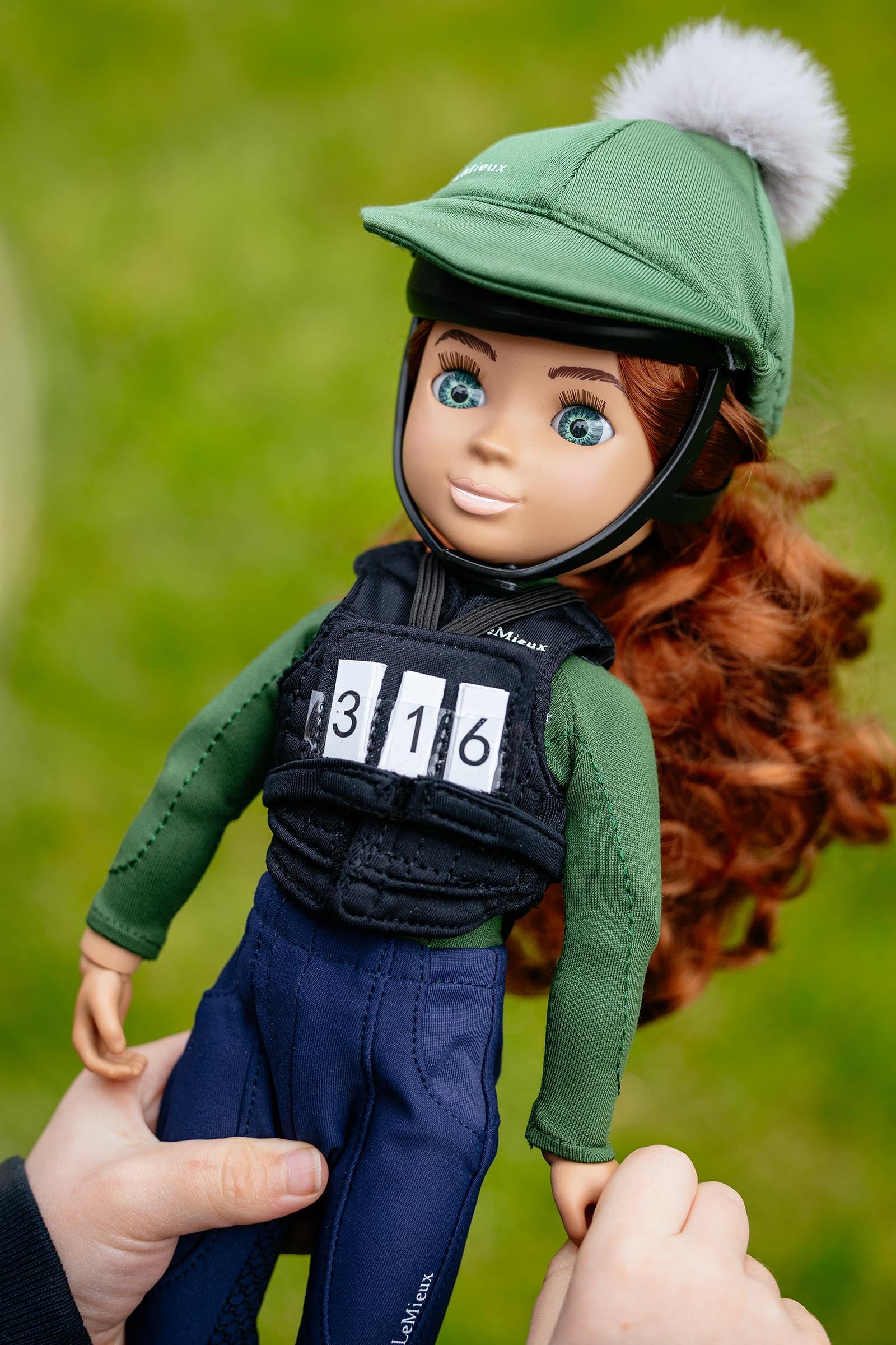 Lifestyle shot 2