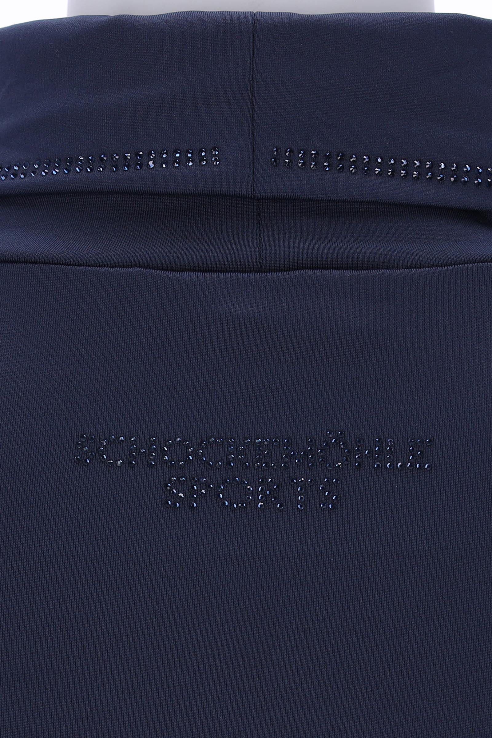 Pack shot 4