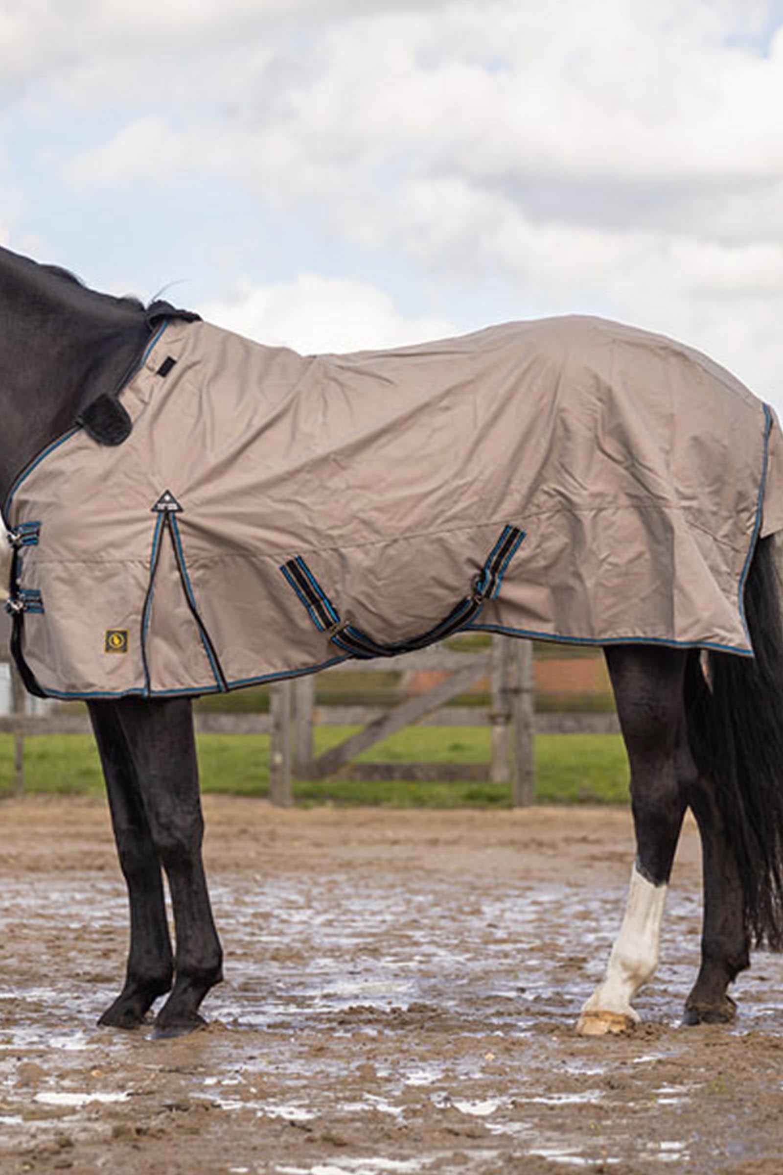 BR Classic 1200D Rain Rug With Detachable Neck, 0 g Horse Rugs